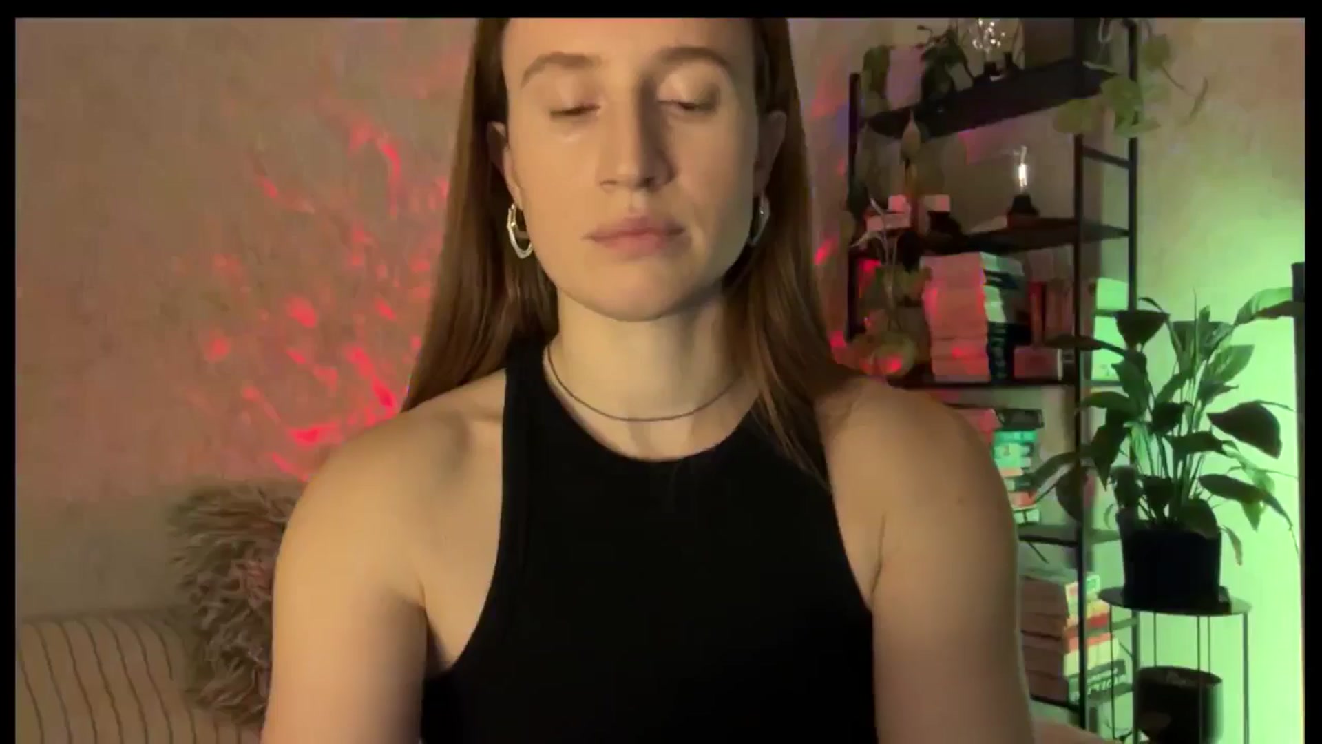 Gallery image thumbnail from LovelyBvnny's myfreecams stream on, 12/17/2025, 15:28 image 20 of 20