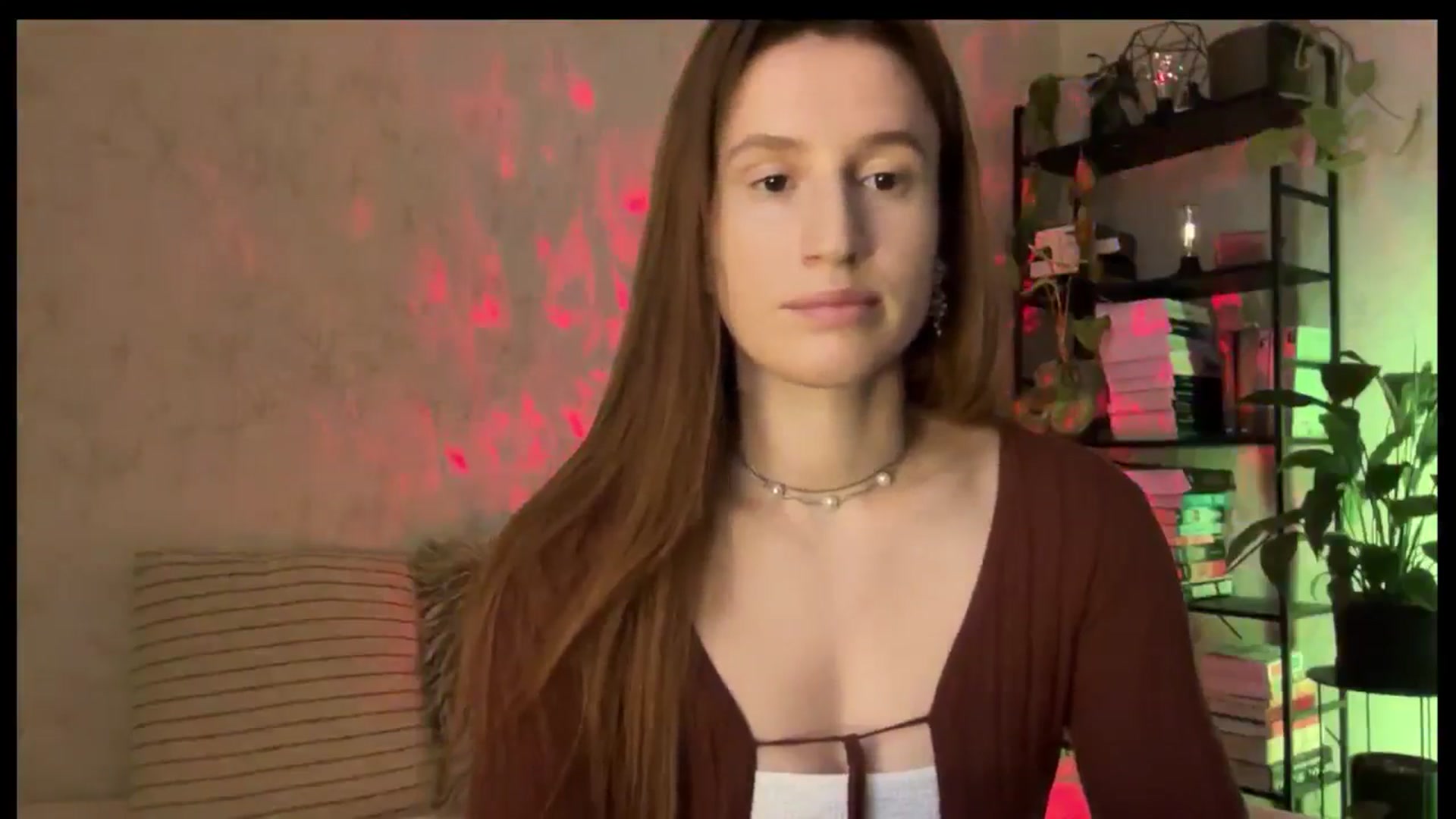 Gallery image thumbnail from LovelyBvnny's myfreecams stream on, 12/18/2025, 13:32 image 20 of 20