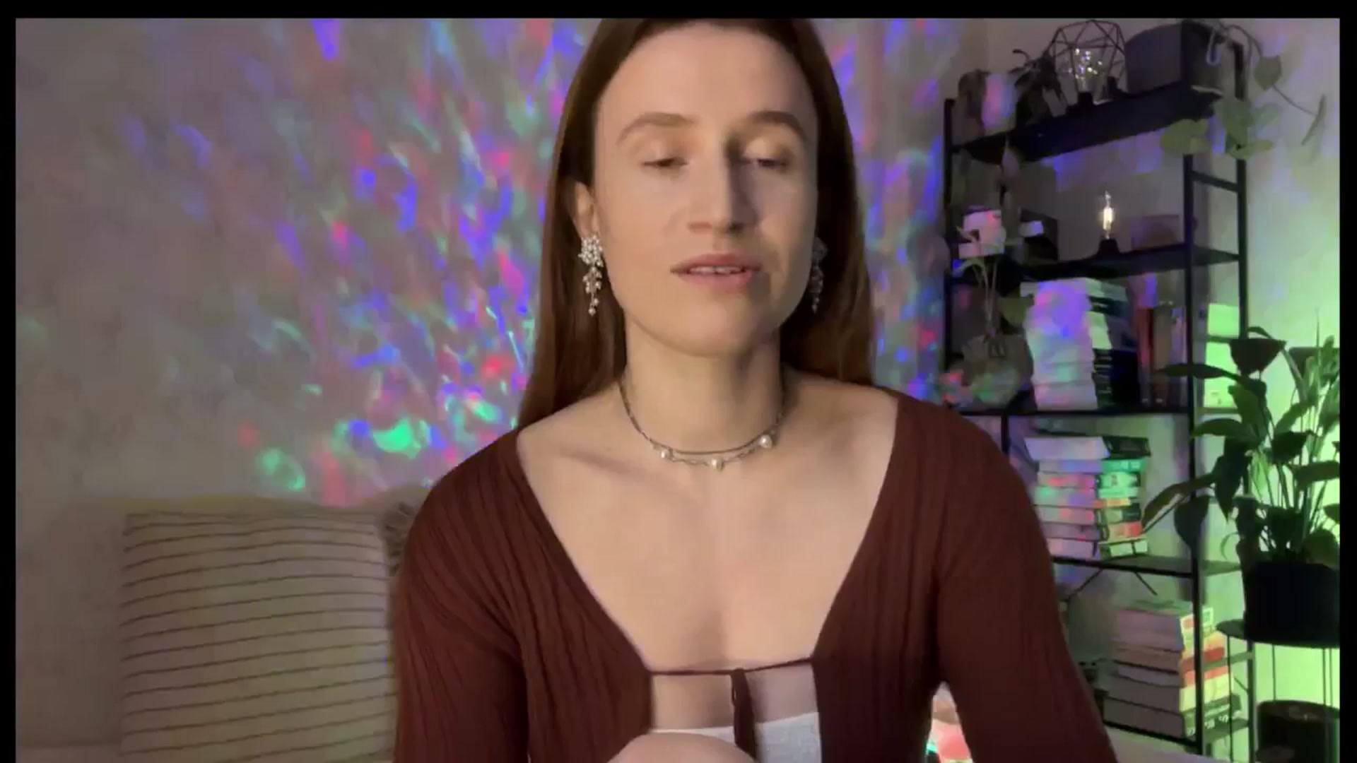 Gallery image thumbnail from LovelyBvnny's myfreecams stream on, 12/18/2025, 13:32 image 13 of 20