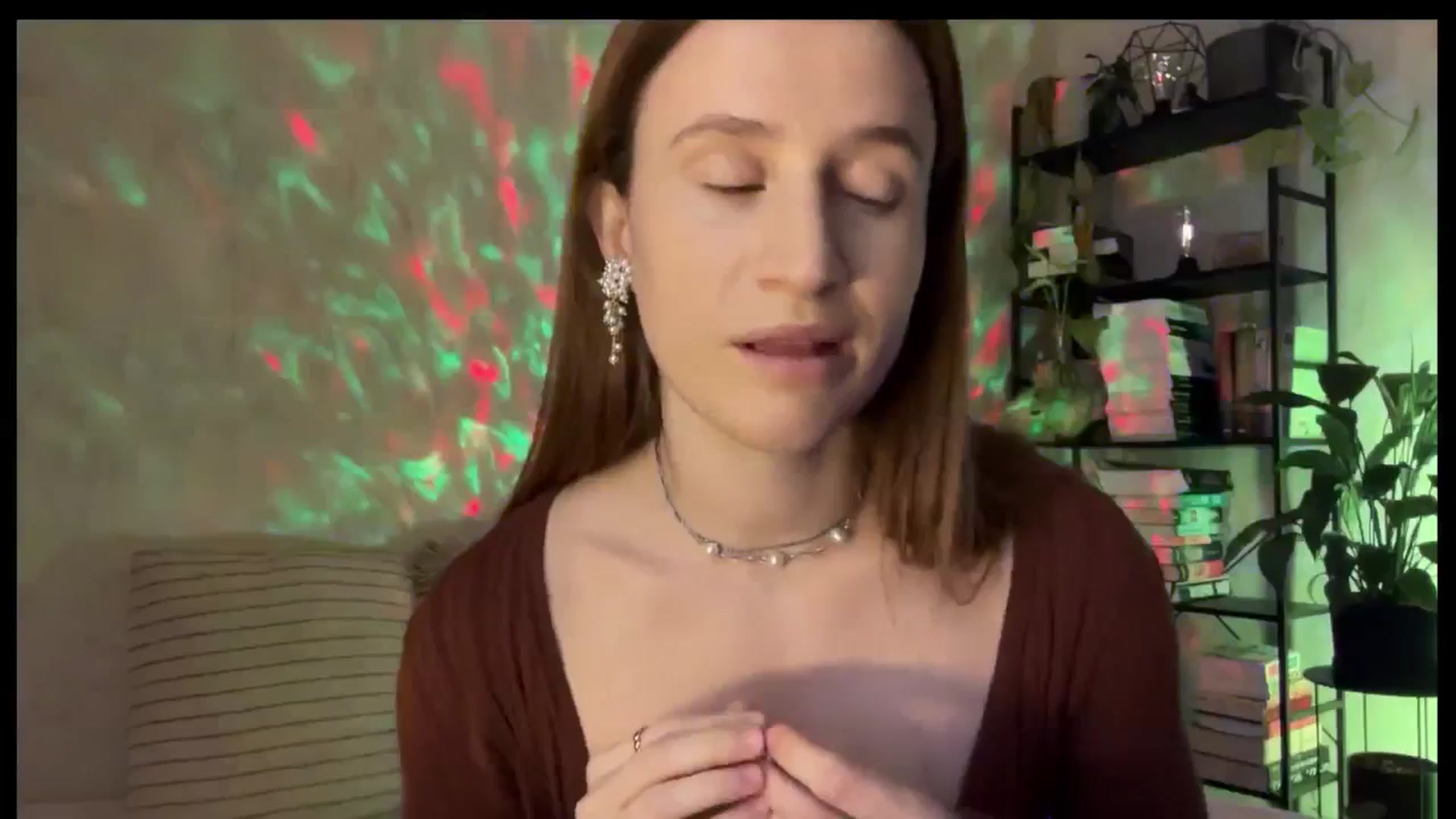 Gallery image thumbnail from LovelyBvnny's myfreecams stream on, 12/18/2025, 13:32 image 7 of 20