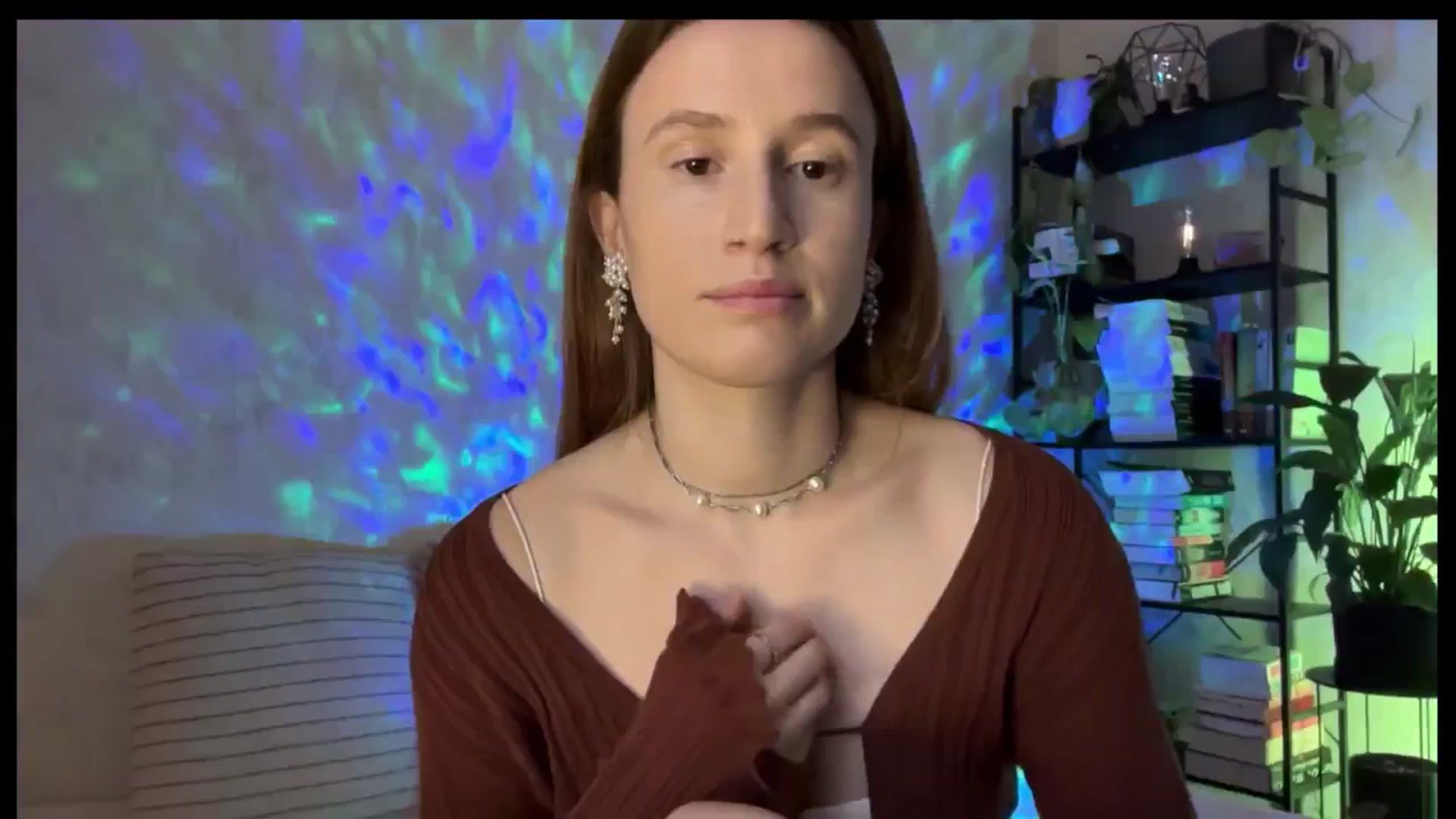 Gallery image thumbnail from LovelyBvnny's myfreecams stream on, 12/18/2025, 13:32 image 12 of 20