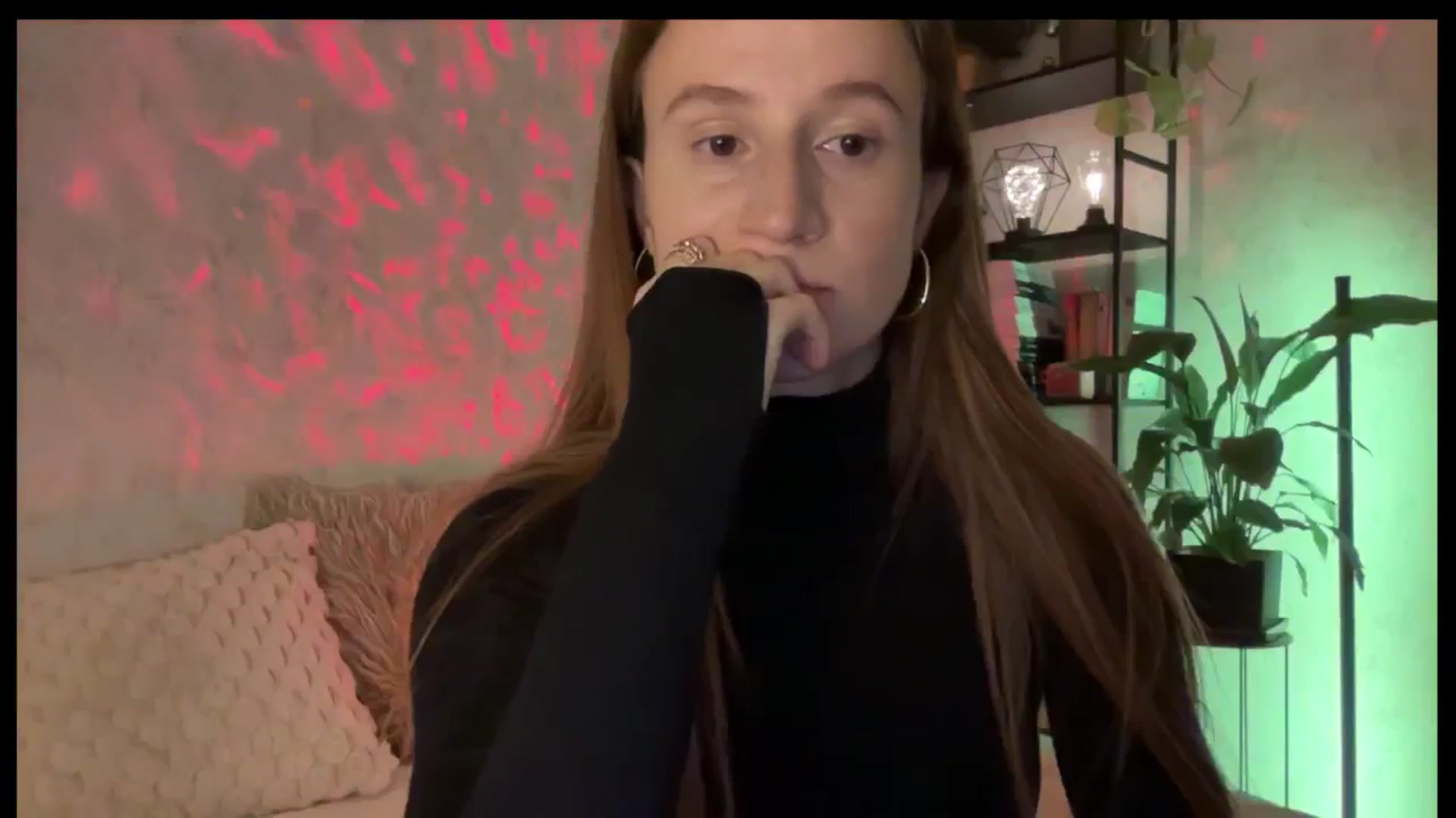 Gallery image thumbnail from LovelyBvnny's myfreecams stream on, 12/22/2025, 16:21 image 10 of 20
