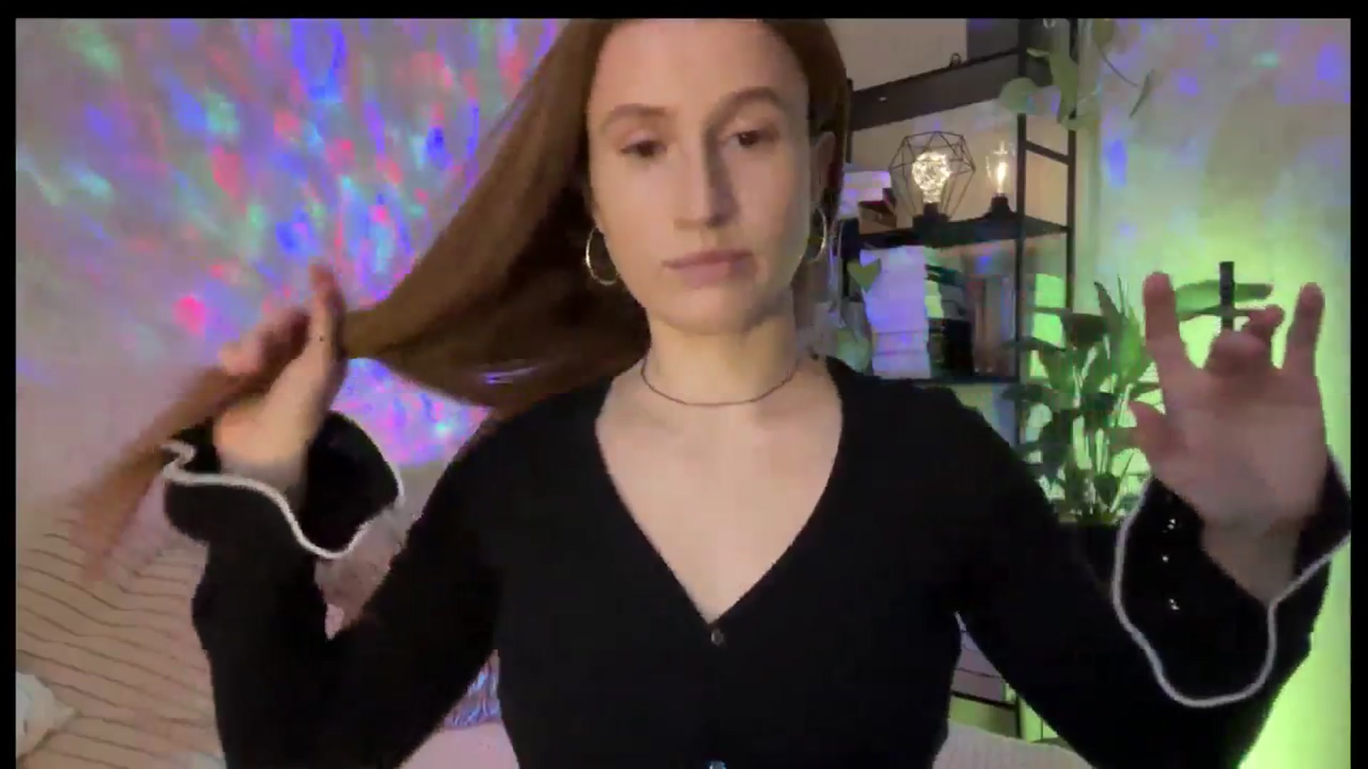 Gallery image thumbnail from LovelyBvnny's myfreecams stream on, 12/24/2025, 13:57 image 16 of 20