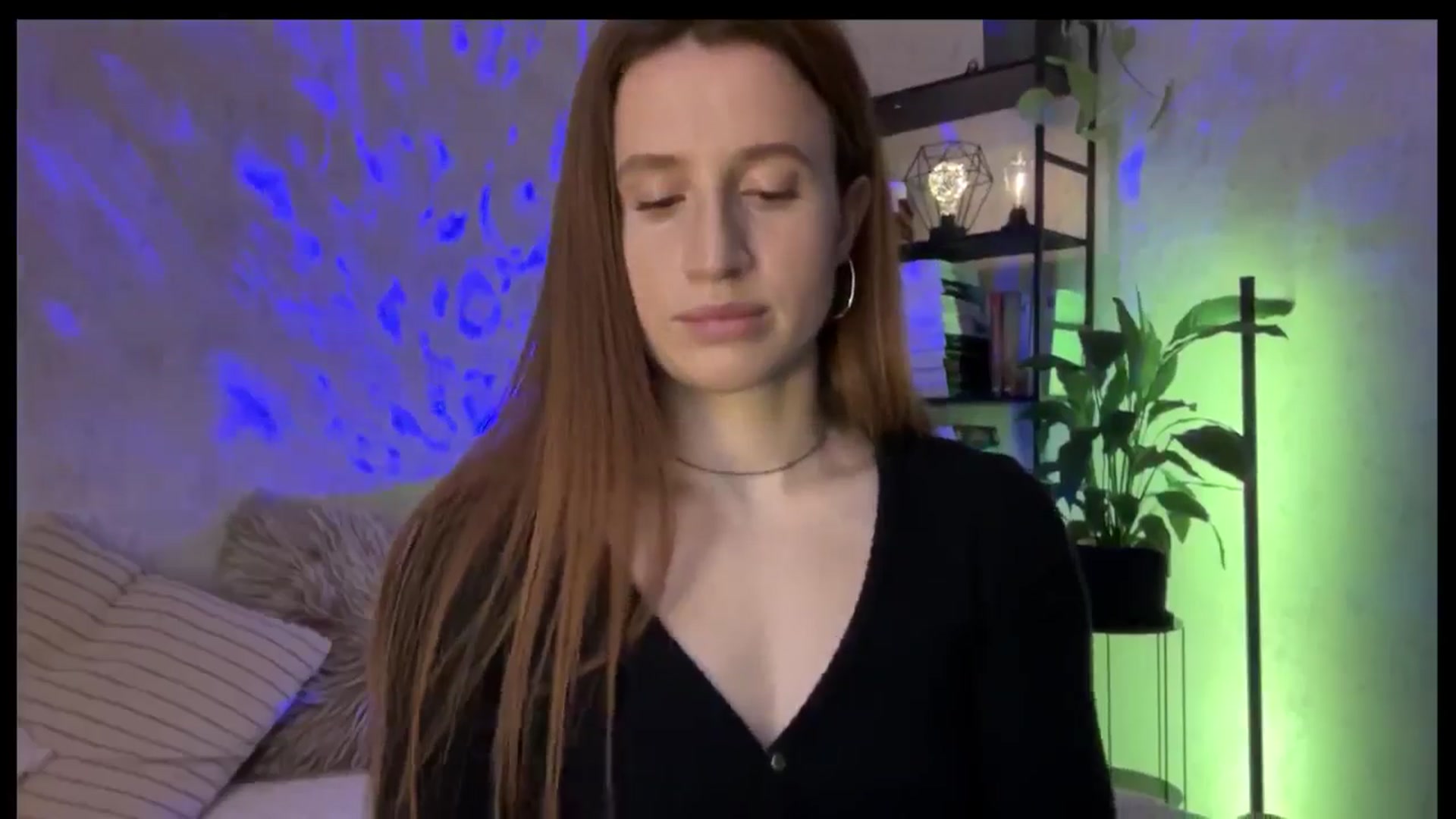 Gallery image thumbnail from LovelyBvnny's myfreecams stream on, 12/24/2025, 13:57 image 5 of 20