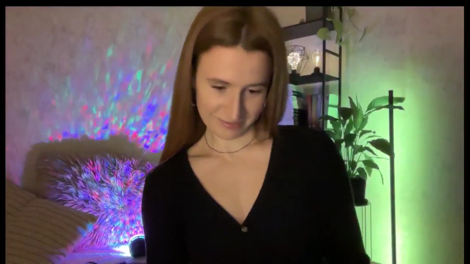 Gallery image thumbnail from LovelyBvnny's myfreecams stream on, 12/24/2025, 15:34 image 4 of 20