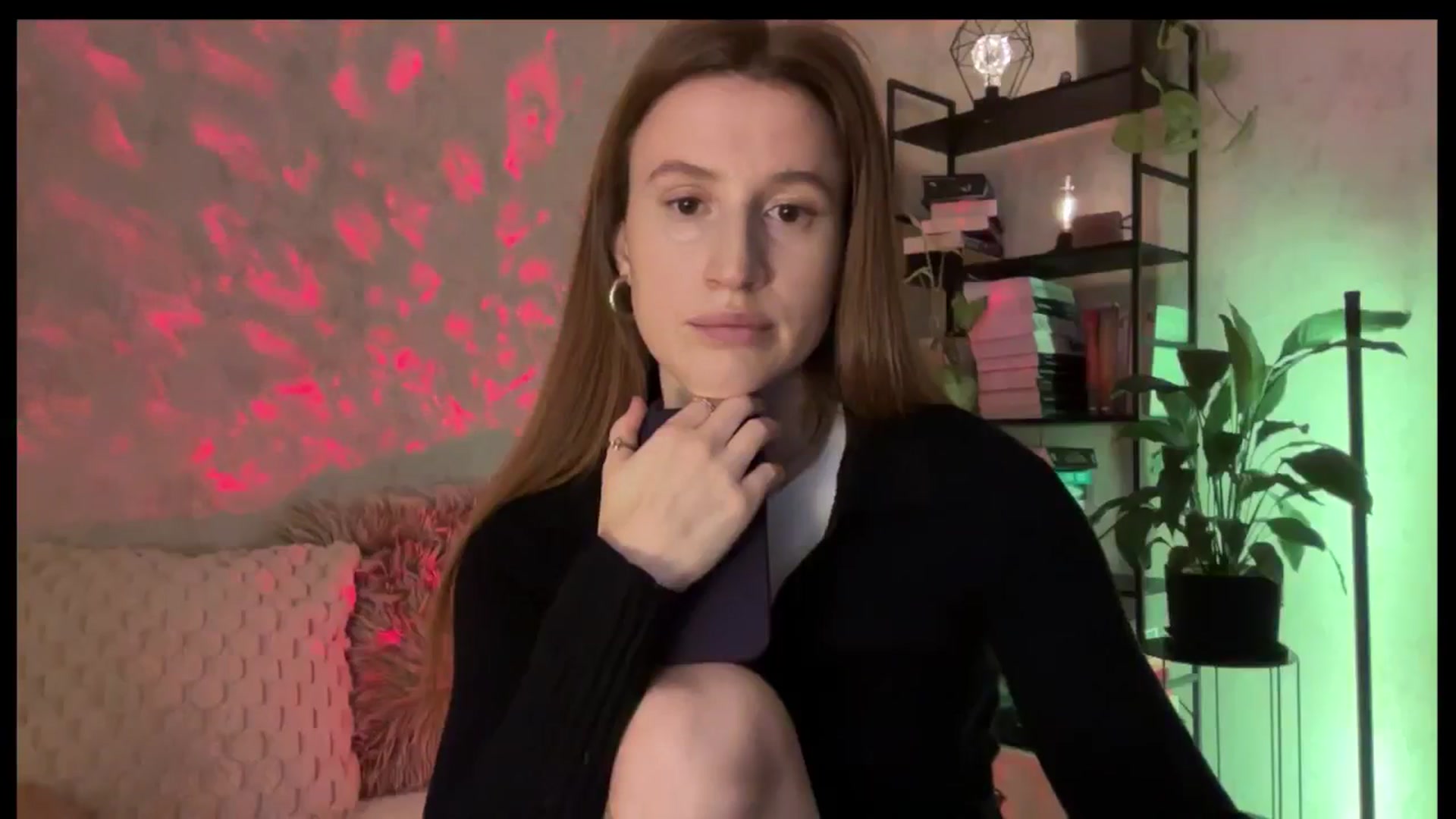 Gallery image thumbnail from LovelyBvnny's myfreecams stream on, 12/28/2025, 14:08 image 18 of 20
