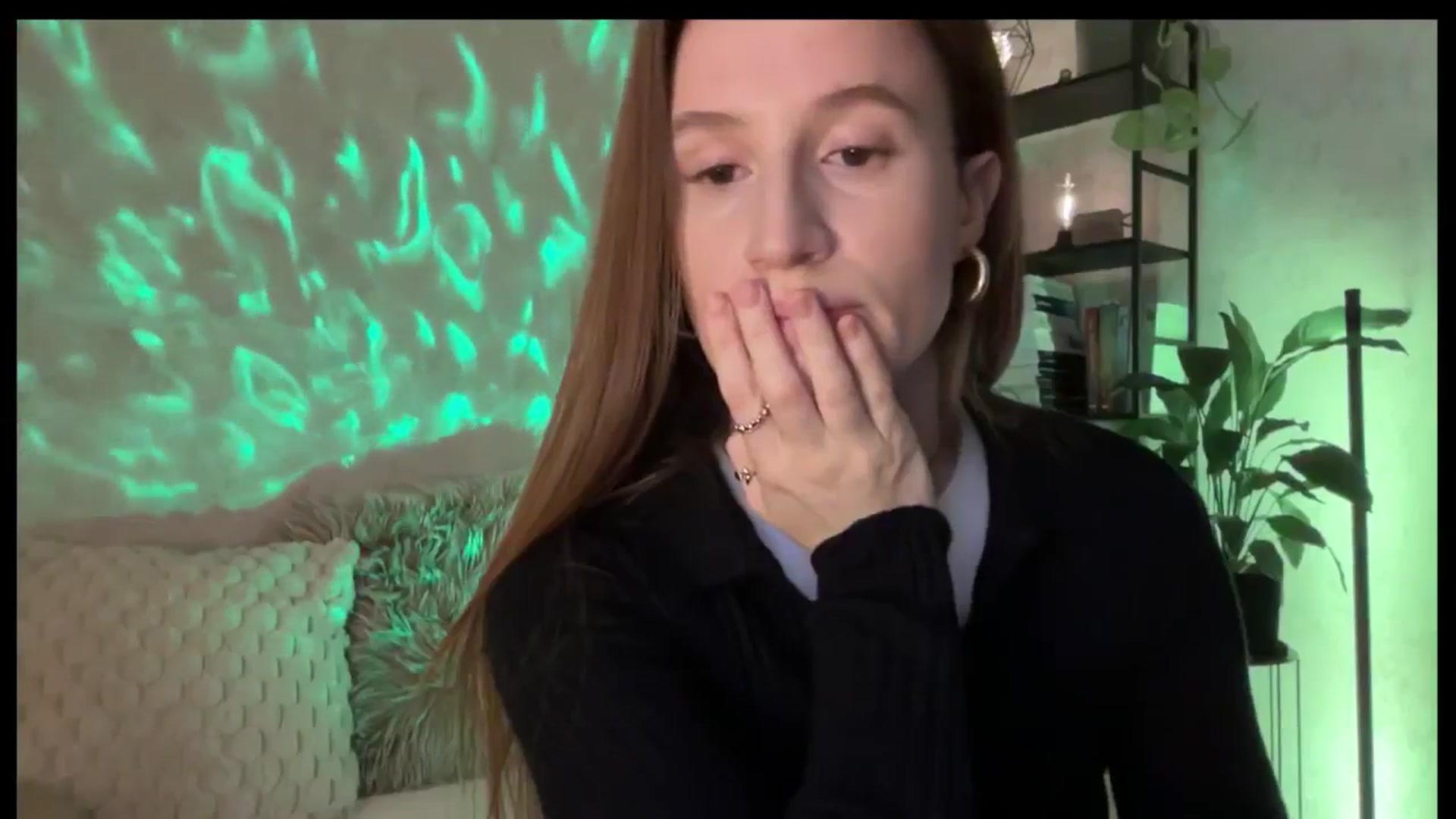 Gallery image thumbnail from LovelyBvnny's myfreecams stream on, 12/28/2025, 14:08 image 16 of 20