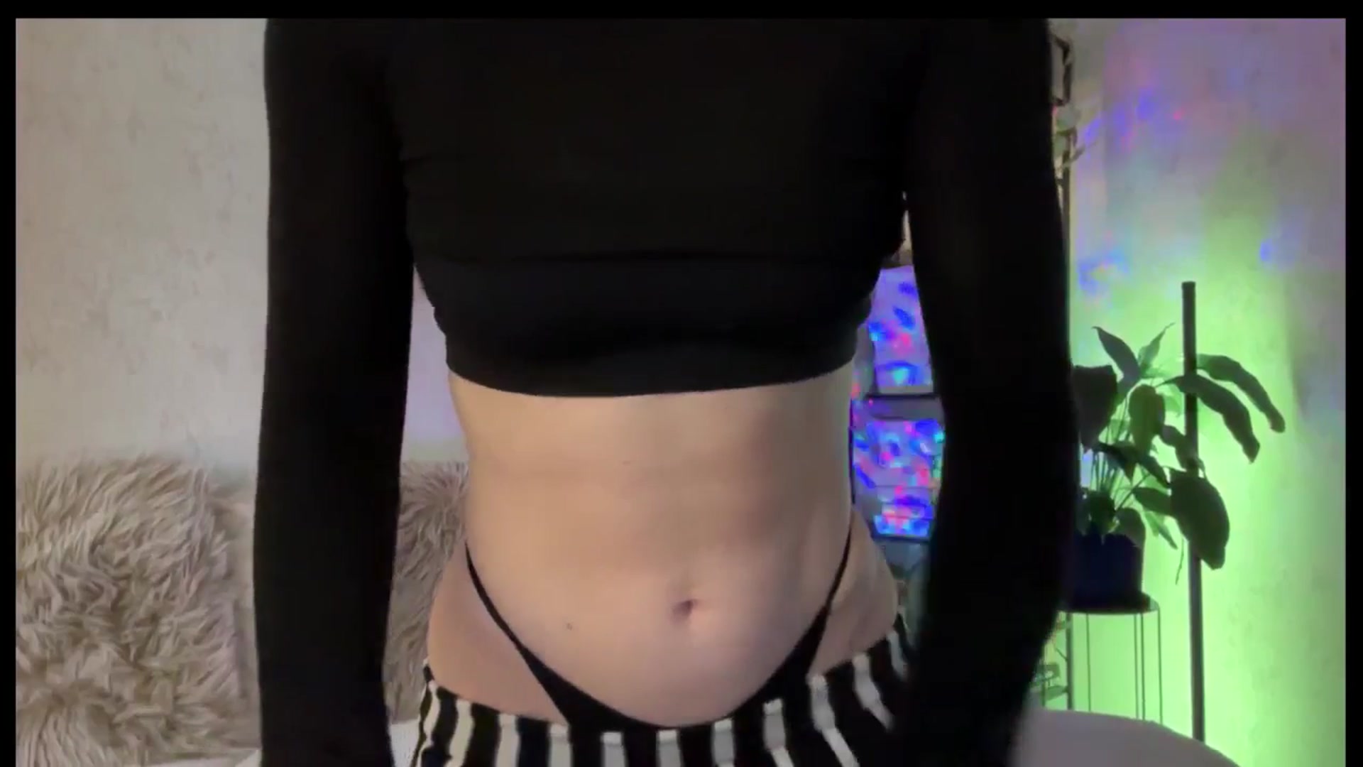 Gallery image thumbnail from LovelyBvnny's myfreecams stream on, 01/13/2026, 14:13 image 17 of 20