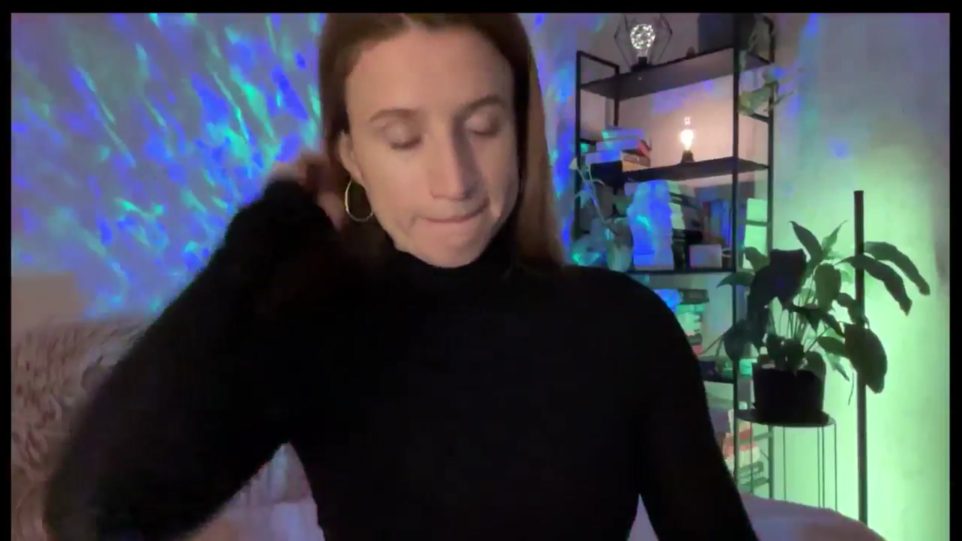 Gallery image thumbnail from LovelyBvnny's myfreecams stream on, 01/13/2026, 15:10 image 12 of 20