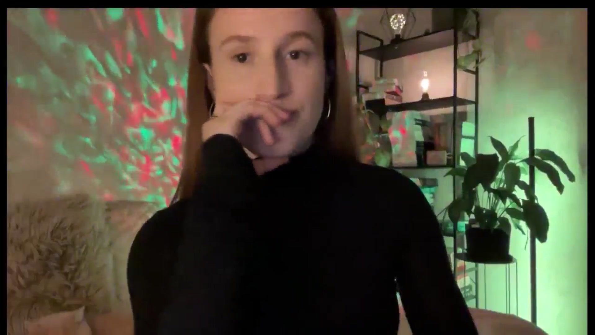 Gallery image thumbnail from LovelyBvnny's myfreecams stream on, 01/13/2026, 15:10 image 11 of 20