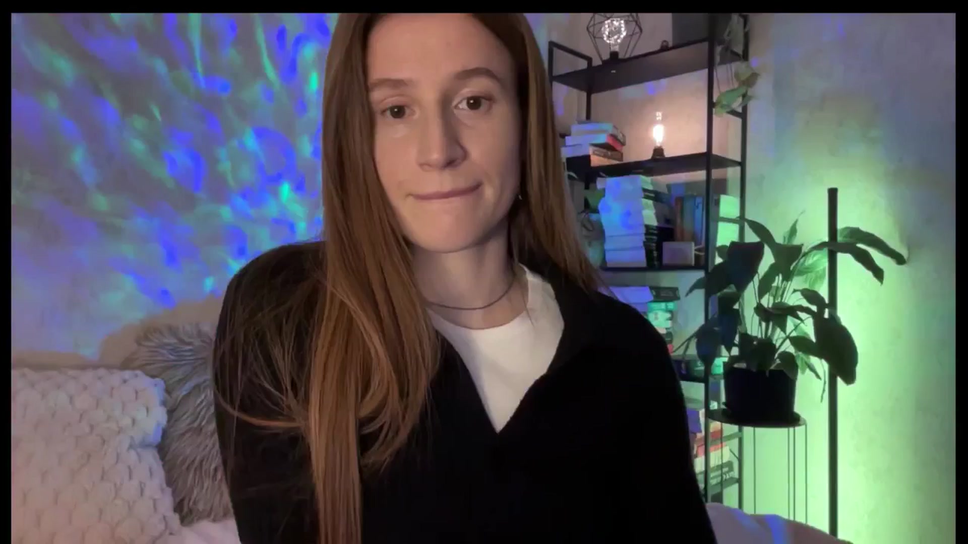 Gallery image thumbnail from LovelyBvnny's myfreecams stream on, 01/16/2026, 16:38 image 14 of 20