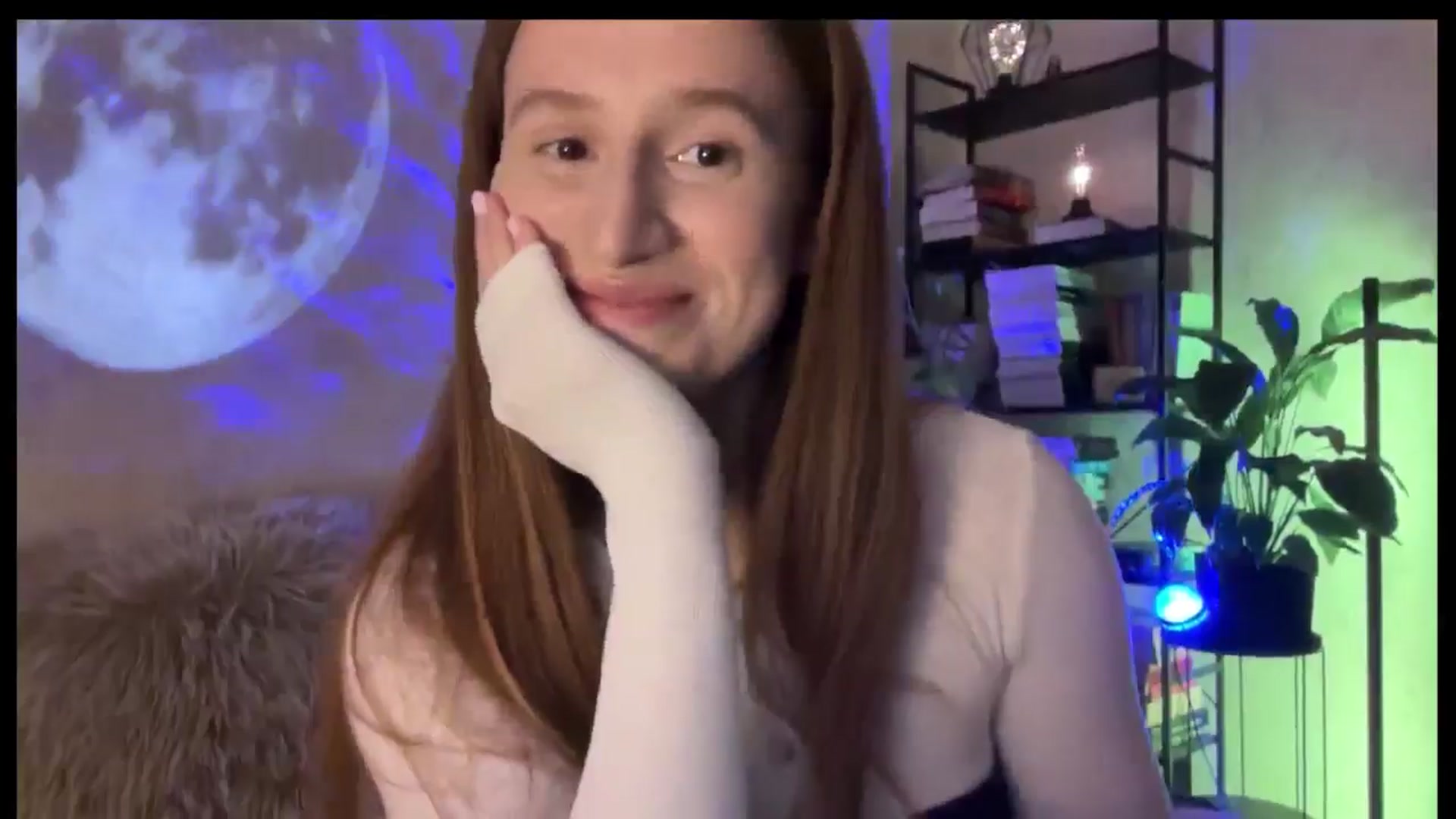 Gallery image thumbnail from LovelyBvnny's myfreecams stream on, 02/13/2026, 15:34 image 4 of 20