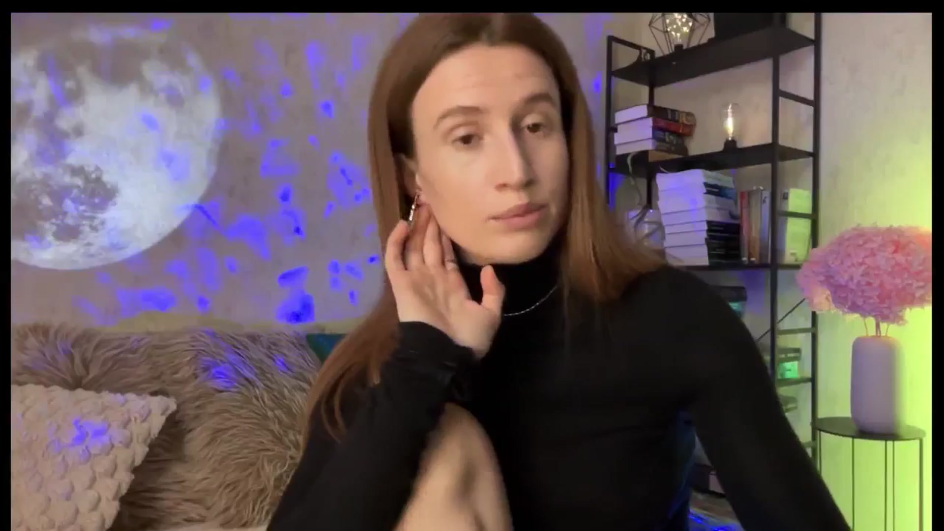 Gallery image thumbnail from LovelyBvnny's myfreecams stream on, 03/19/2026, 16:32 image 7 of 20
