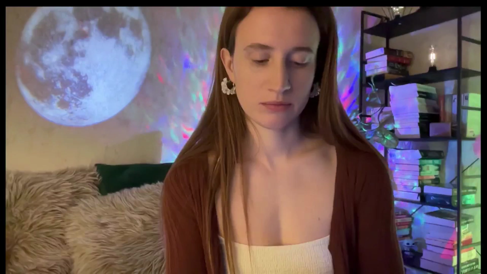 Gallery image thumbnail from LovelyBvnny's myfreecams stream on, 03/24/2026, 17:01 image 6 of 20