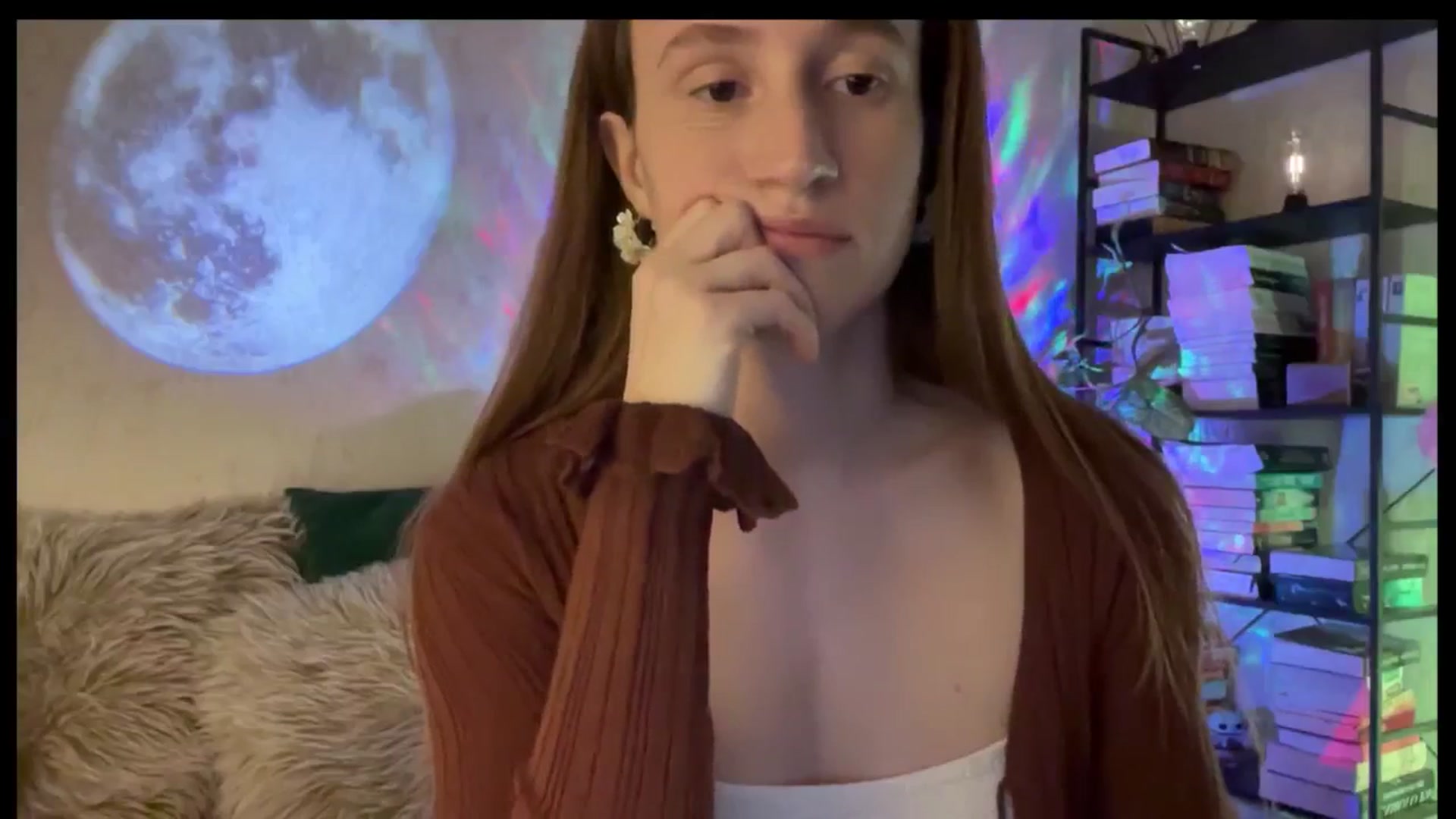 Gallery image thumbnail from LovelyBvnny's myfreecams stream on, 03/24/2026, 17:01 image 9 of 20