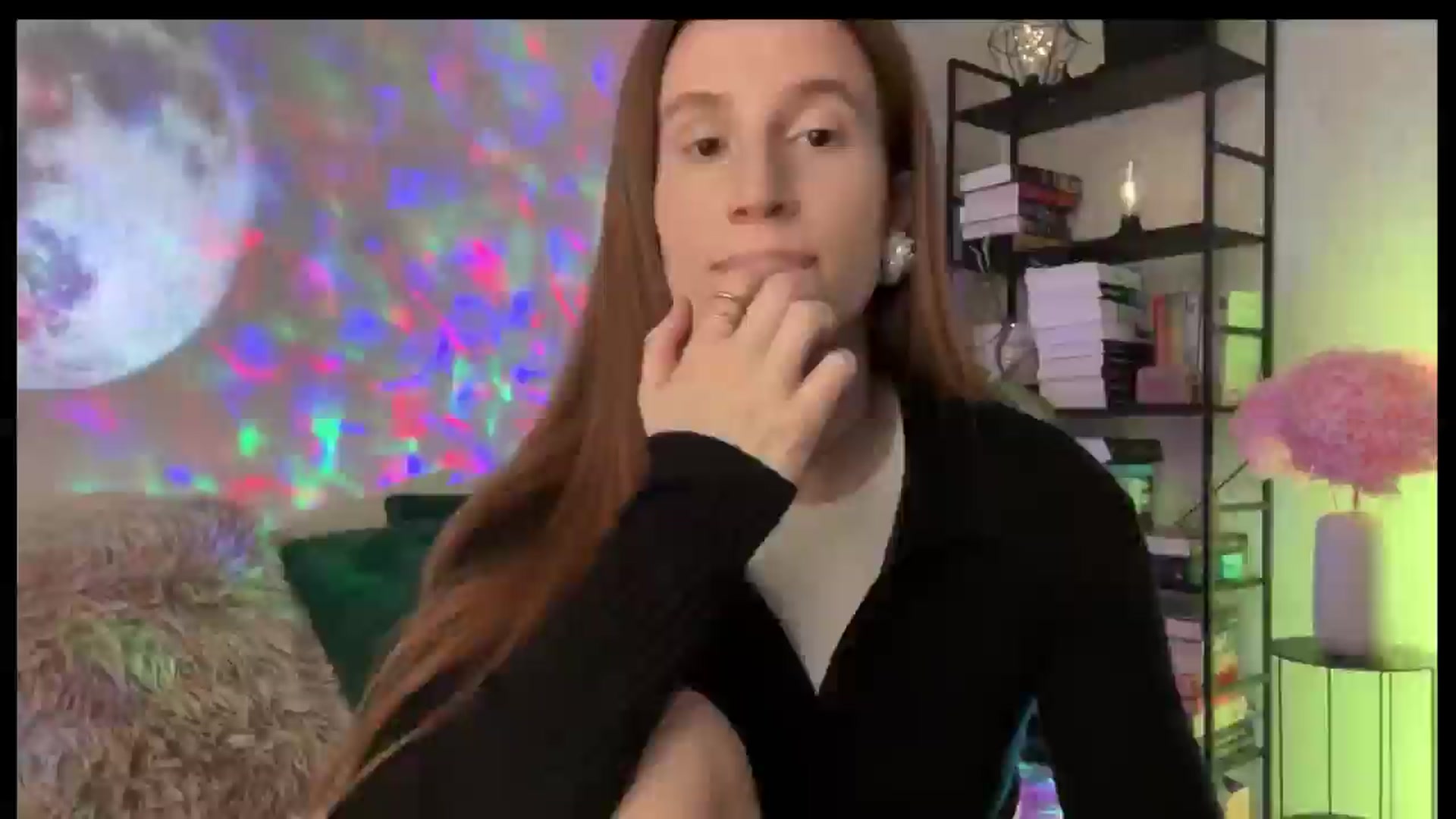 Gallery image thumbnail from LovelyBvnny's myfreecams stream on, 03/28/2026, 14:19 image 10 of 20