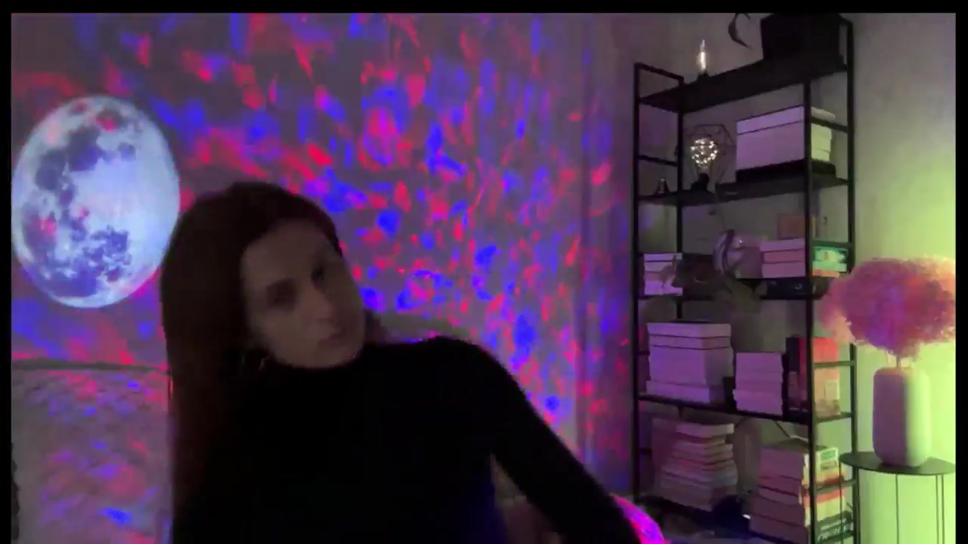 Gallery image thumbnail from LovelyBvnny's myfreecams stream on, 04/06/2026, 15:36 image 14 of 20
