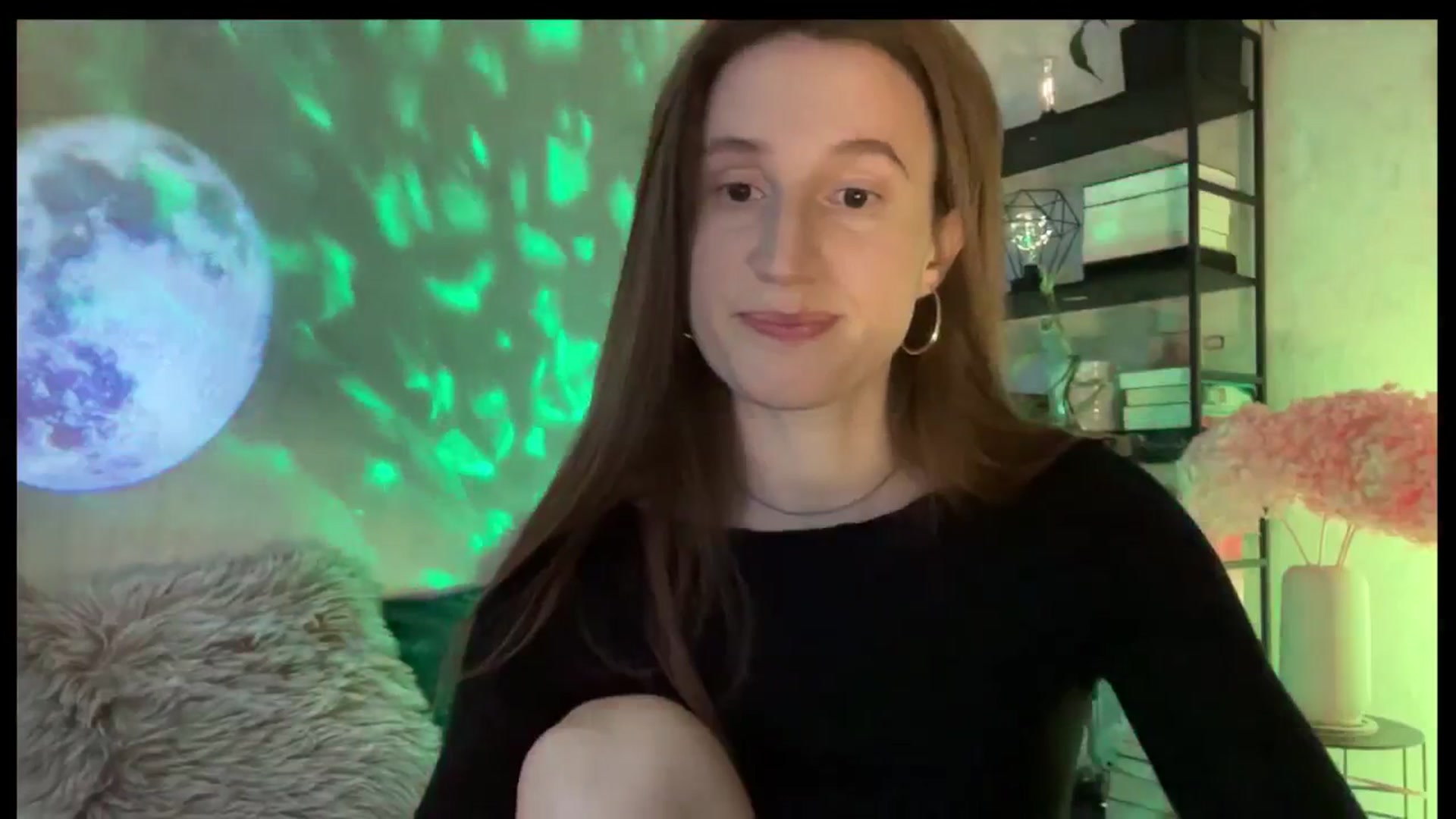 Gallery image thumbnail from LovelyBvnny's myfreecams stream on, 04/13/2026, 16:10 image 17 of 20