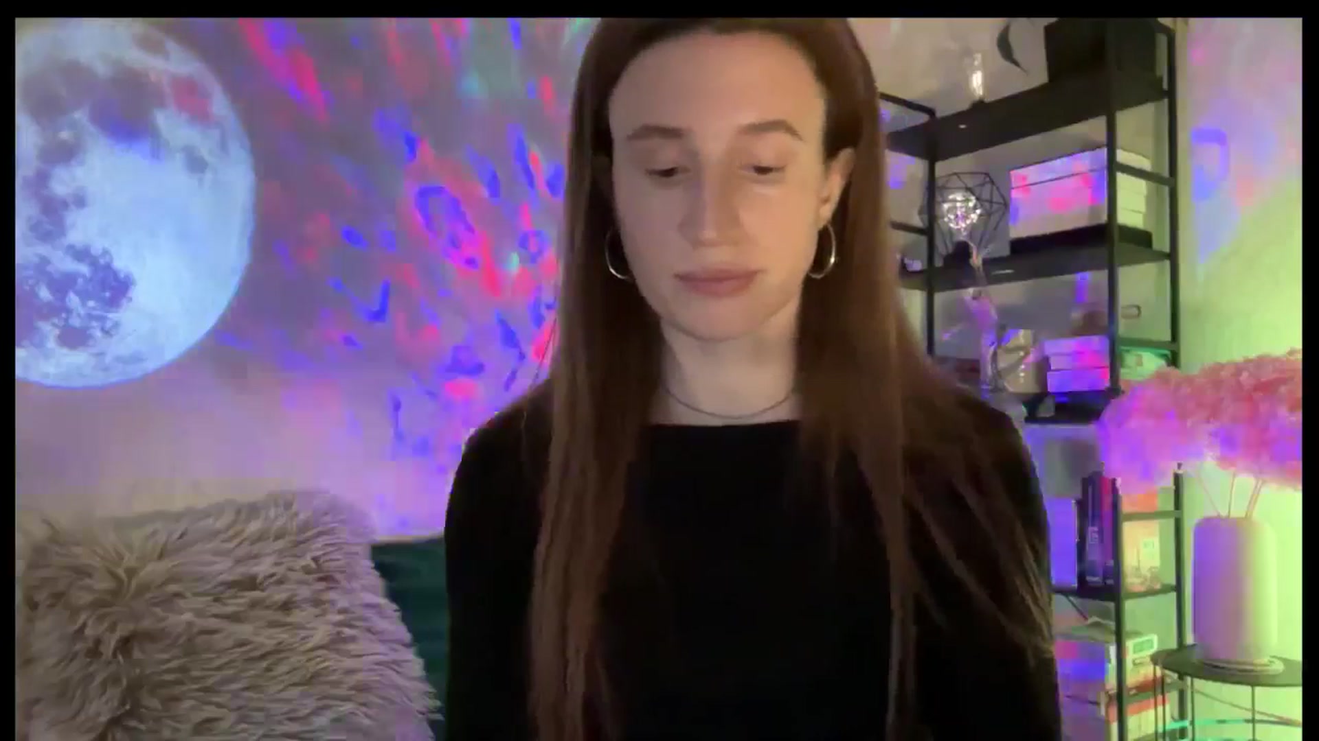 Gallery image thumbnail from LovelyBvnny's myfreecams stream on, 04/13/2026, 16:36 image 3 of 20