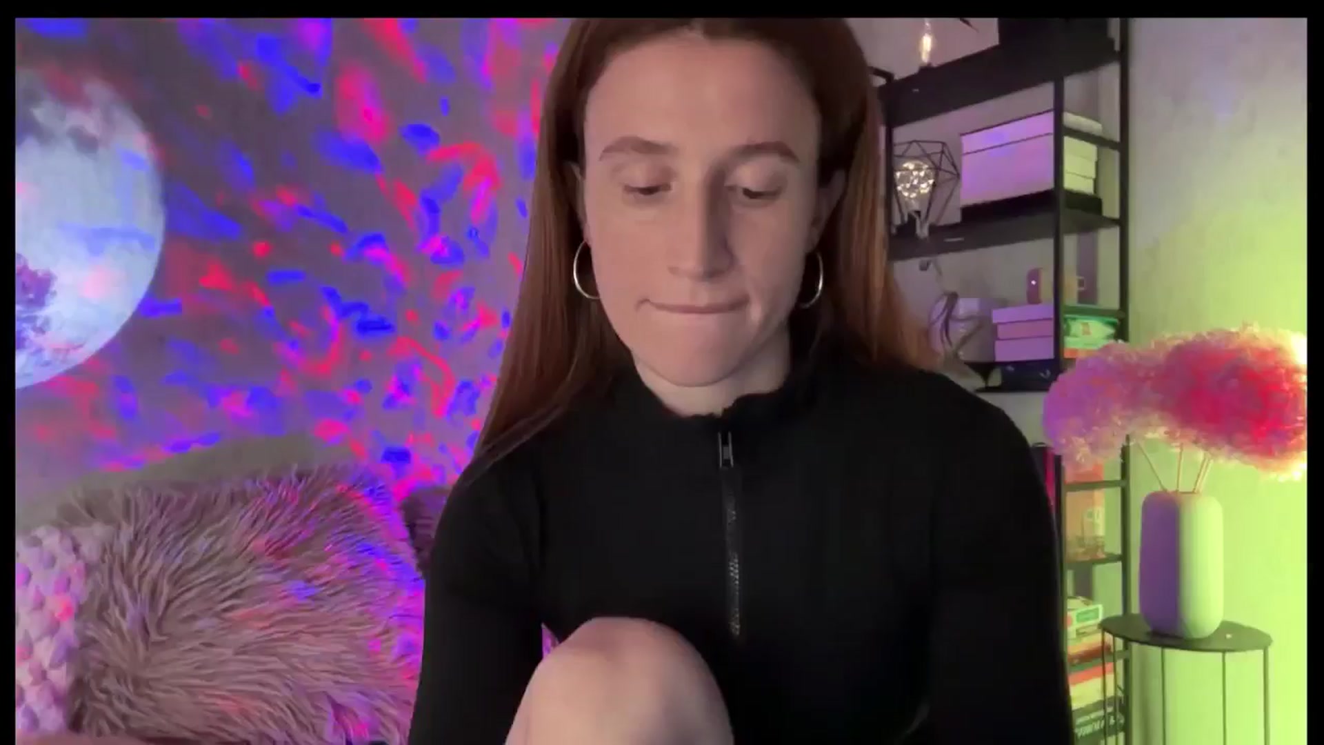 Gallery image thumbnail from LovelyBvnny's myfreecams stream on, 04/16/2026, 14:35 image 1 of 20