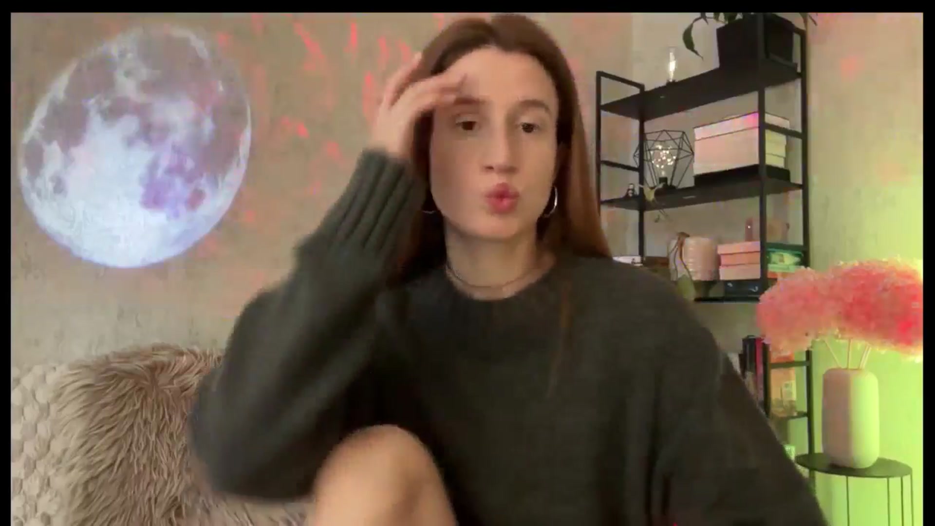 Gallery image thumbnail from LovelyBvnny's myfreecams stream on, 04/19/2026, 15:58 image 4 of 20