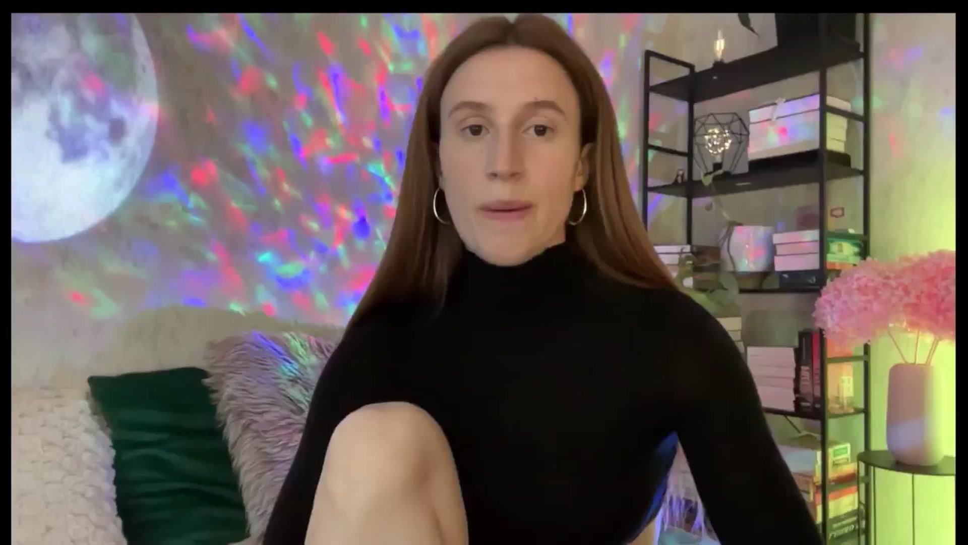 Gallery image thumbnail from LovelyBvnny's myfreecams stream on, 04/25/2026, 15:07 image 14 of 20