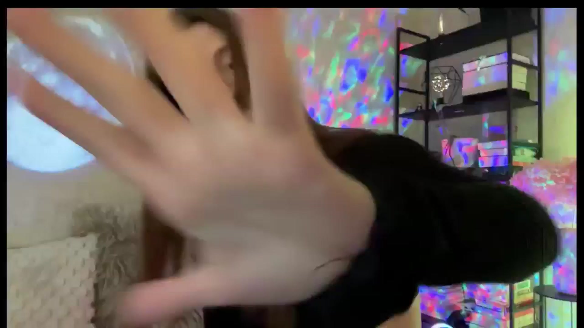 Gallery image thumbnail from LovelyBvnny's myfreecams stream on, 04/27/2026, 15:34 image 12 of 20