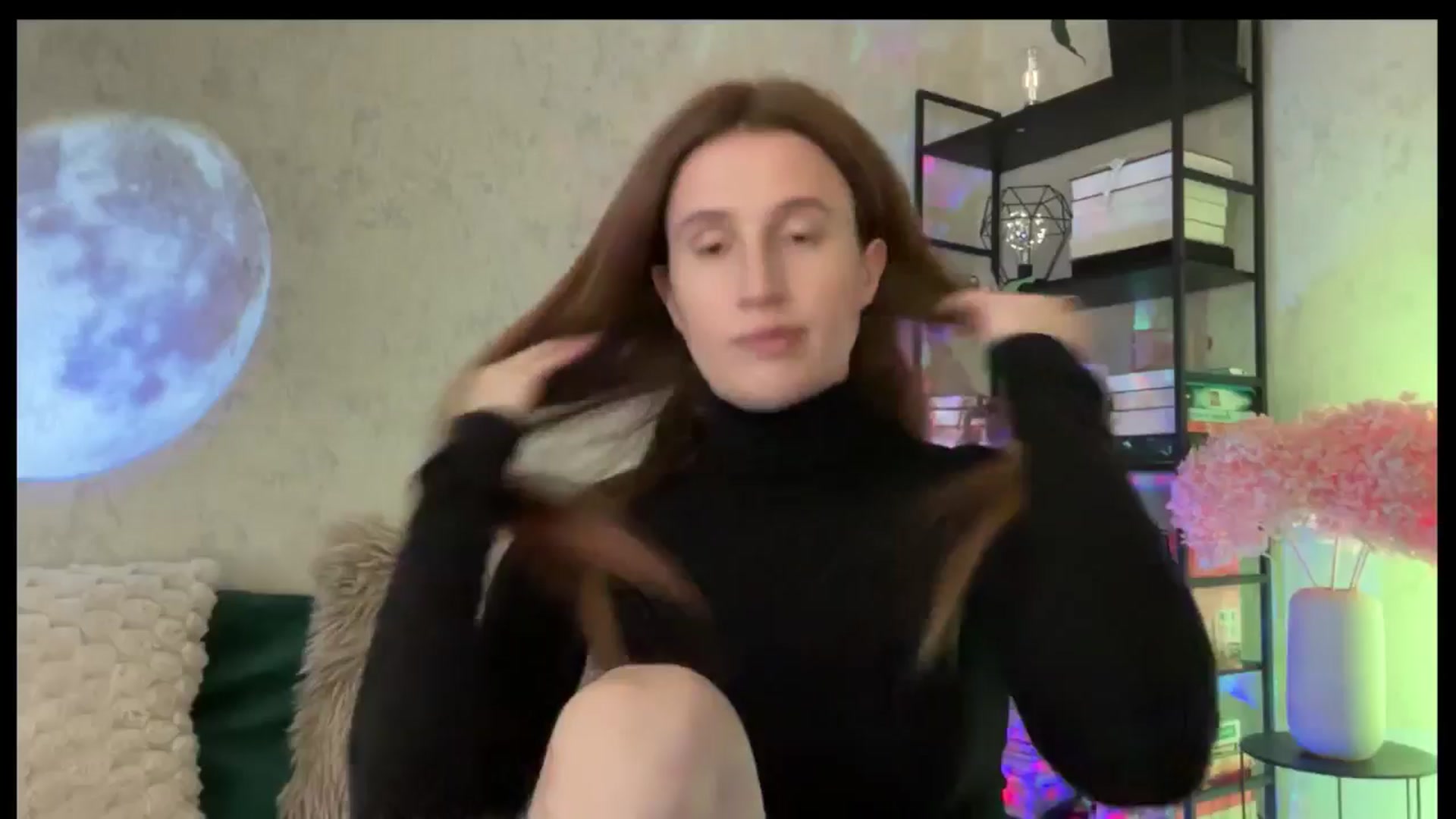 Gallery image thumbnail from LovelyBvnny's myfreecams stream on, 04/29/2026, 14:38 image 2 of 20