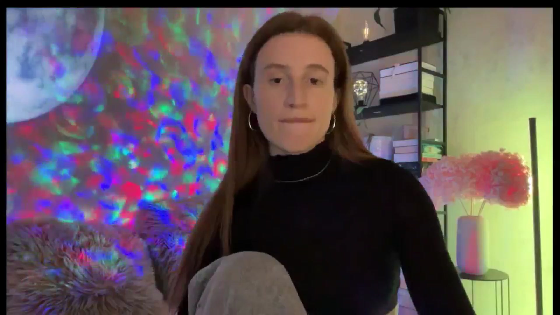 Gallery image thumbnail from LovelyBvnny's myfreecams stream on, 05/02/2026, 17:24 image 17 of 20