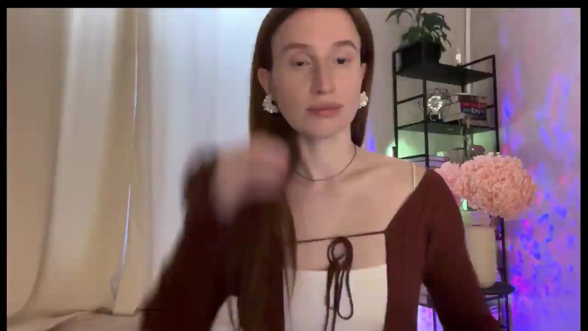 Gallery image thumbnail from LovelyBvnny's myfreecams stream on, 05/09/2026, 13:51 image 12 of 20