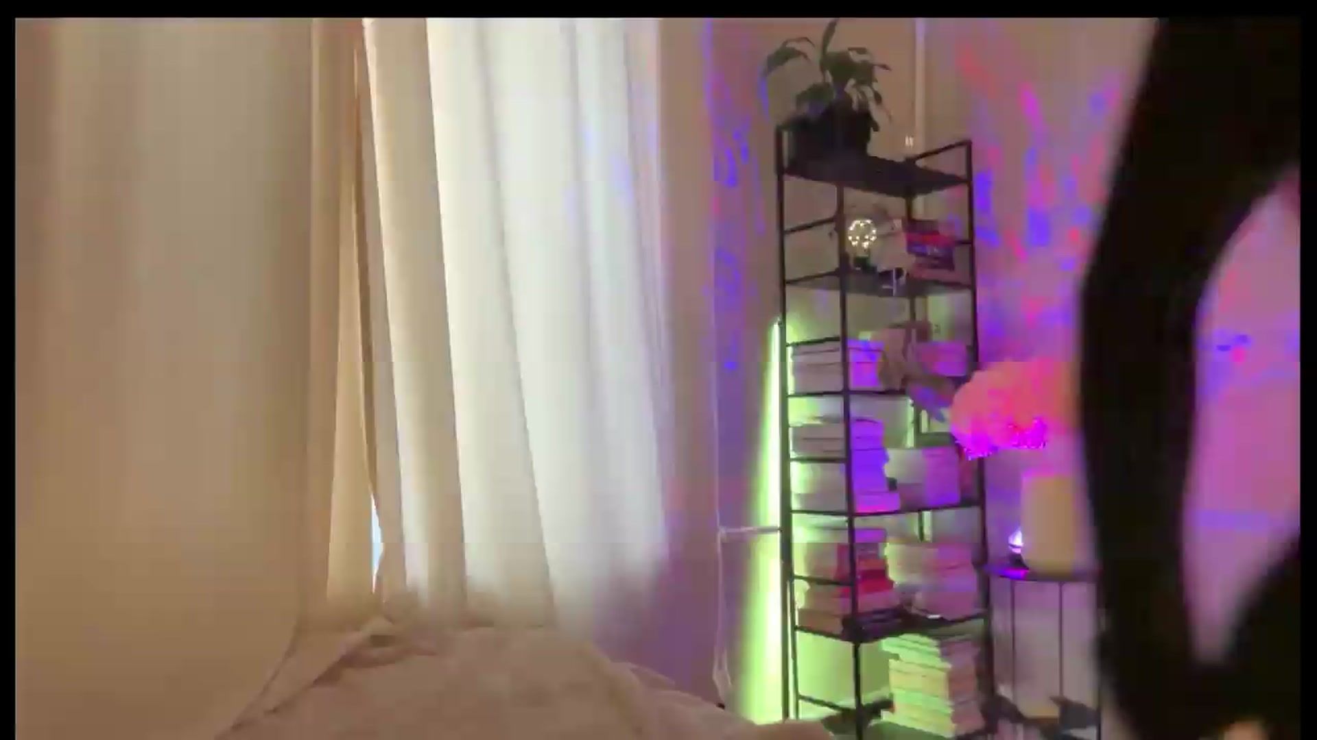 Gallery image thumbnail from LovelyBvnny's myfreecams stream on, 05/16/2026, 15:15 image 10 of 20