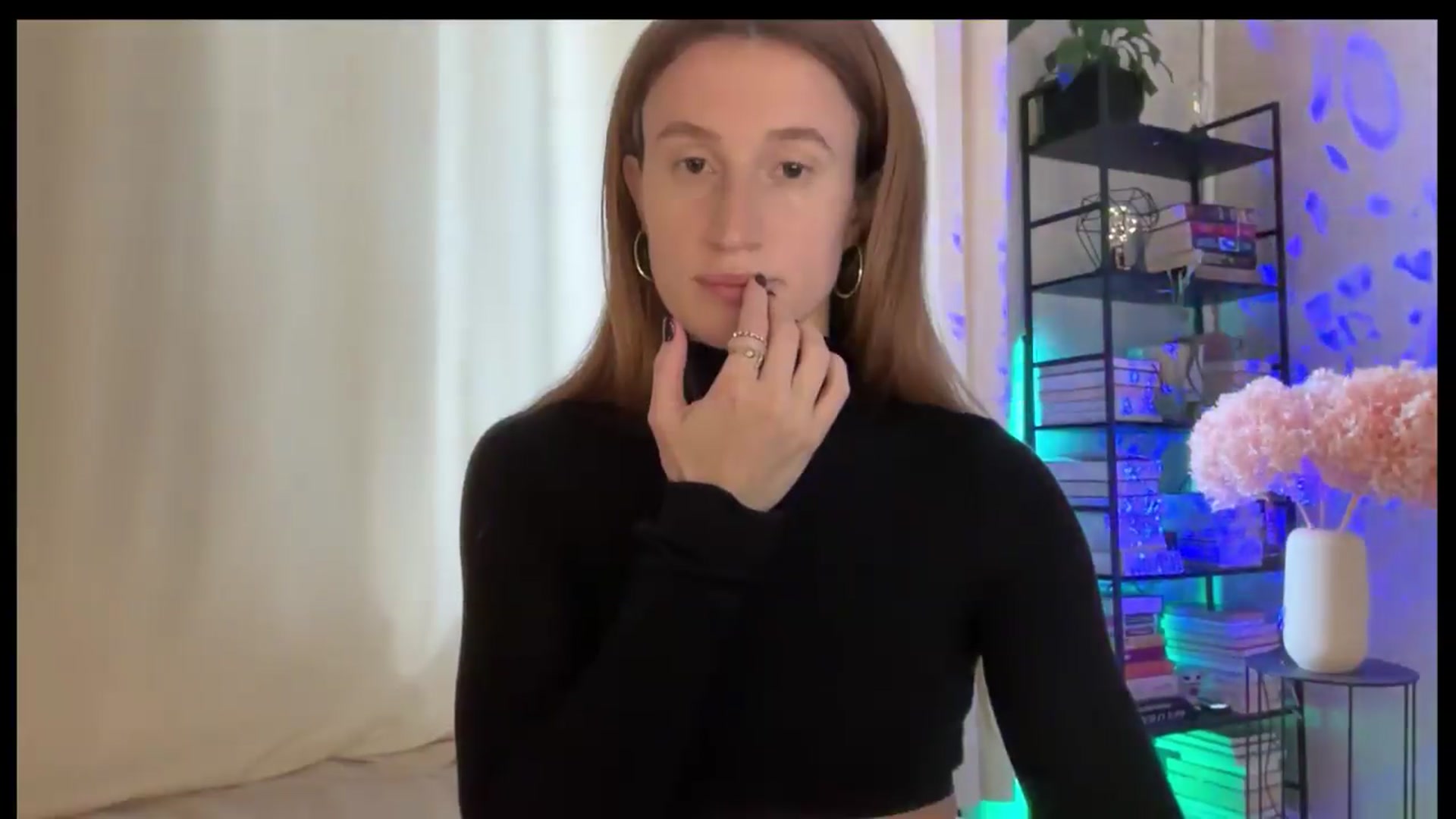 Gallery image thumbnail from LovelyBvnny's myfreecams stream on, 05/20/2026, 13:48 image 19 of 20