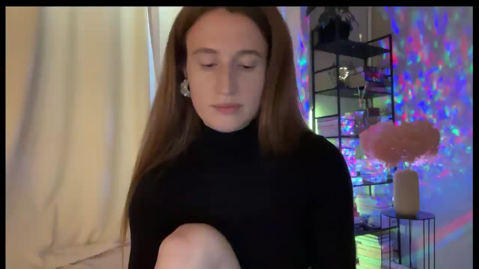 Gallery image thumbnail from LovelyBvnny's myfreecams stream on, 05/26/2026, 13:36 image 13 of 20