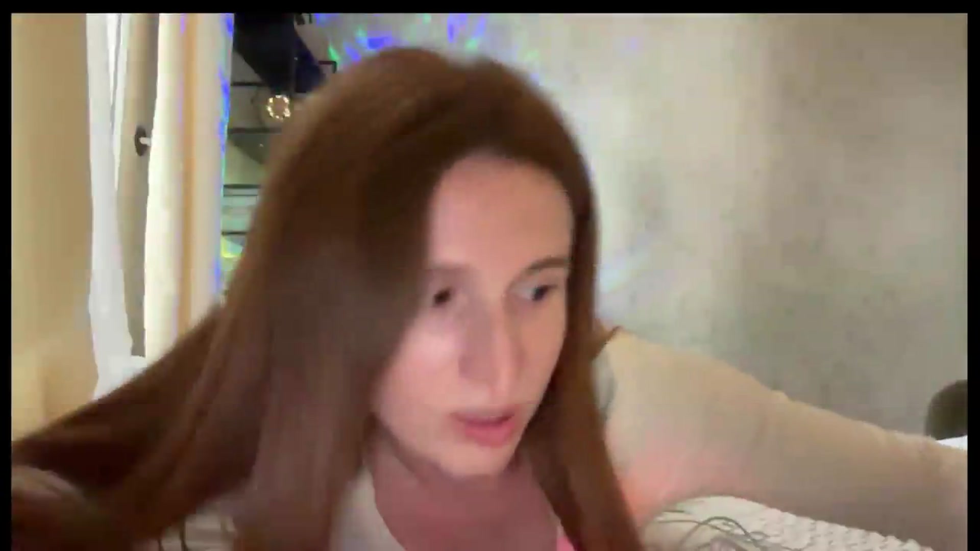 Gallery image thumbnail from LovelyBvnny's myfreecams stream on, 05/28/2026, 14:02 image 16 of 20