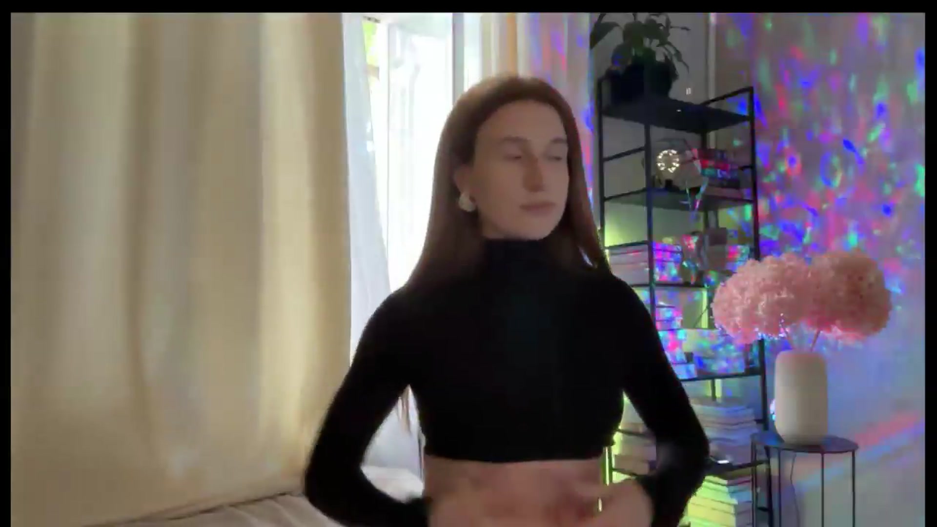 Gallery image thumbnail from LovelyBvnny's myfreecams stream on, 05/28/2026, 14:02 image 14 of 20