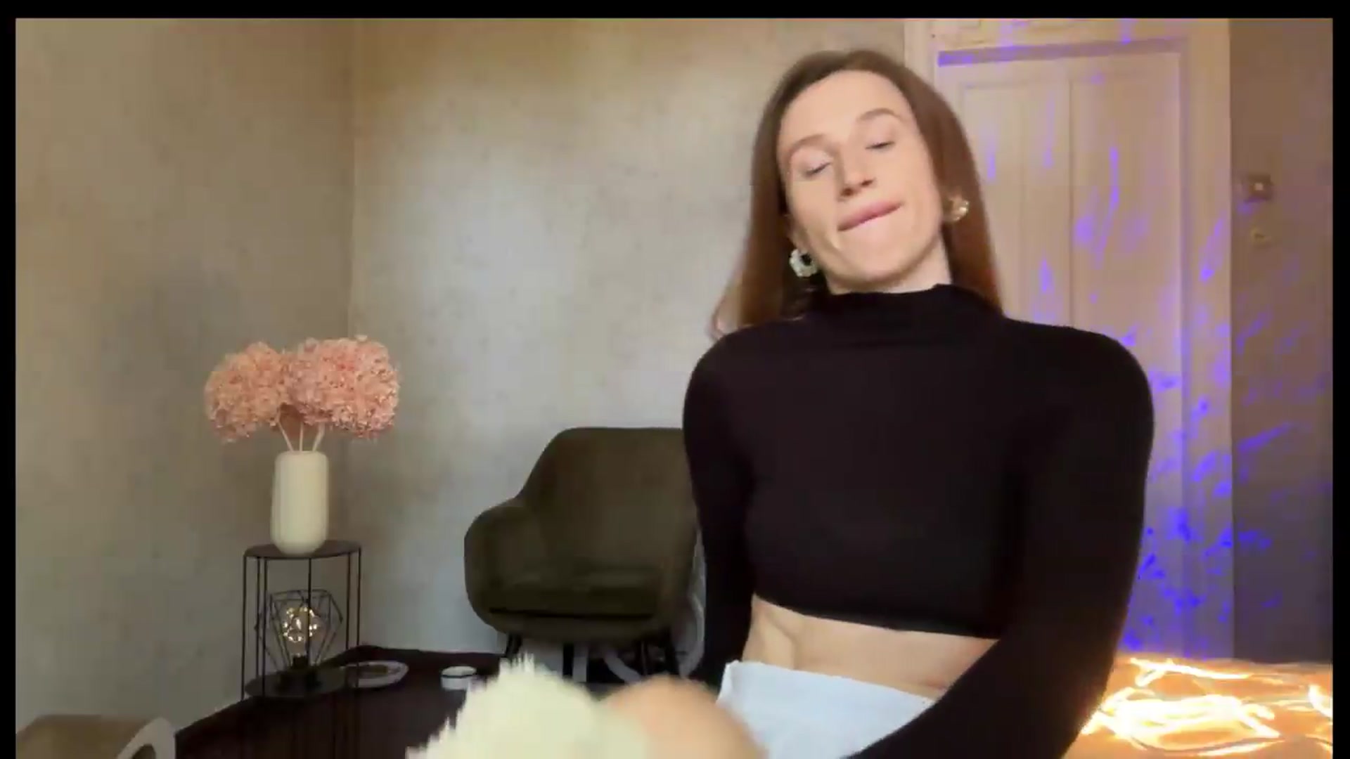 Gallery image thumbnail from LovelyBvnny's myfreecams stream on, 05/31/2026, 14:13 image 12 of 20