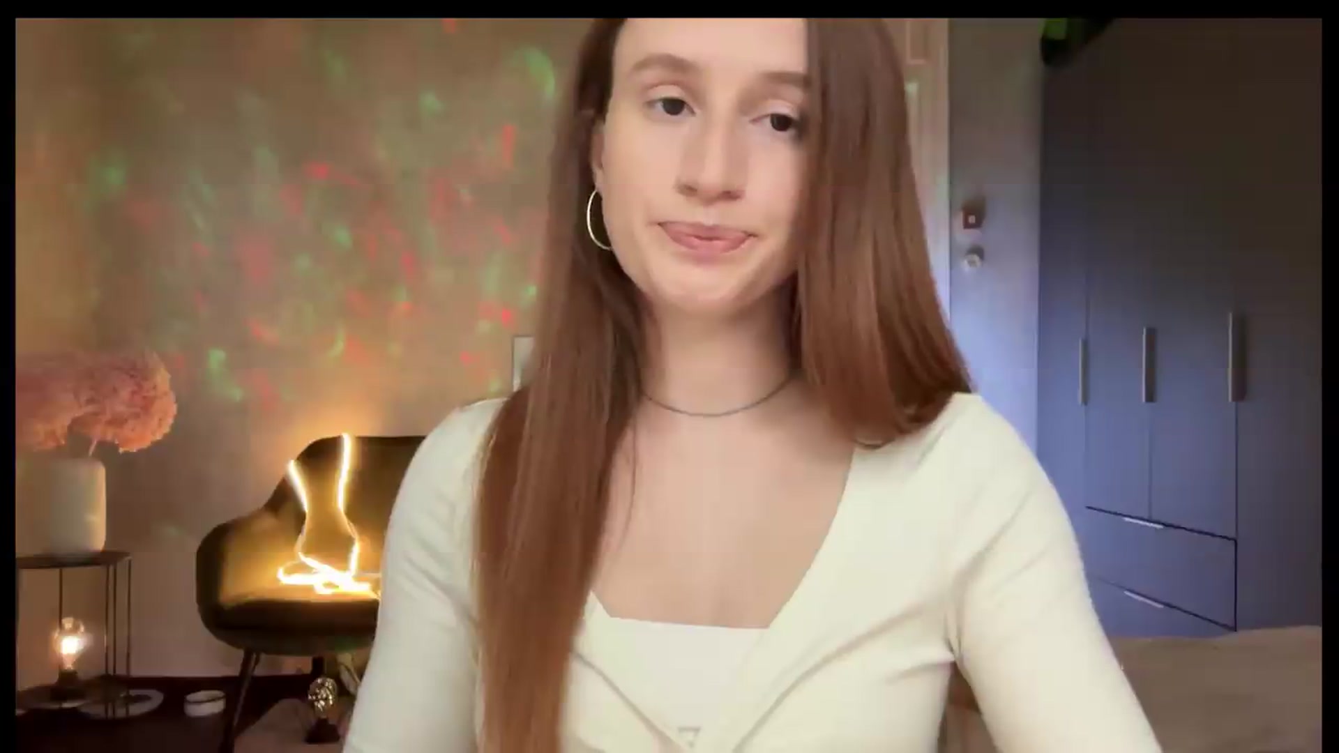 Gallery image thumbnail from LovelyBvnny's myfreecams stream on, 06/09/2026, 13:59 image 12 of 20