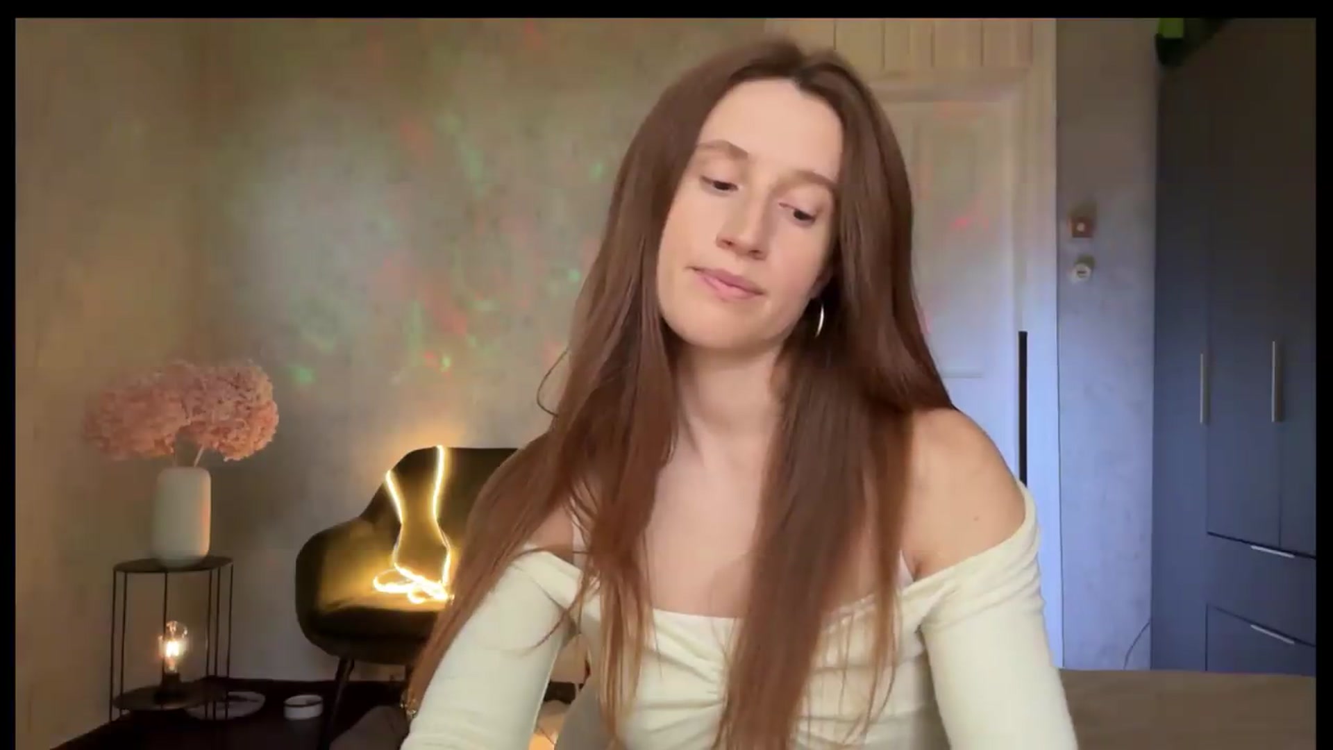 Gallery image thumbnail from LovelyBvnny's myfreecams stream on, 06/09/2026, 15:48 image 12 of 20