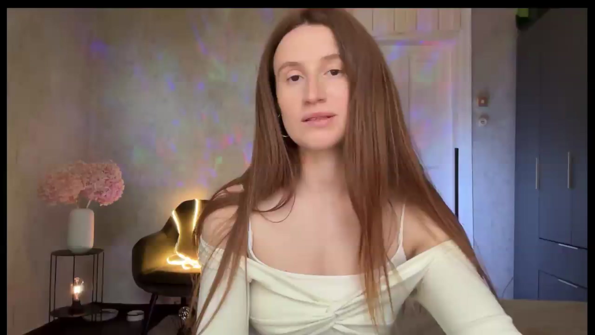 Gallery image thumbnail from LovelyBvnny's myfreecams stream on, 06/09/2026, 15:48 image 5 of 20