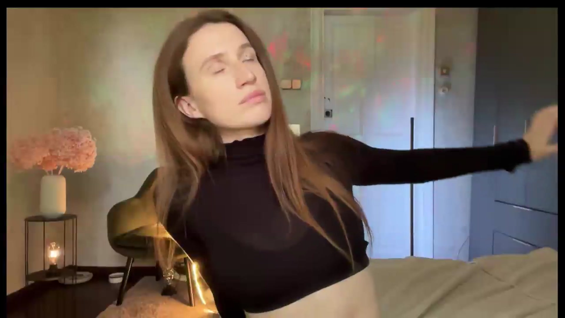 Gallery image thumbnail from LovelyBvnny's myfreecams stream on, 06/11/2026, 16:22 image 7 of 20