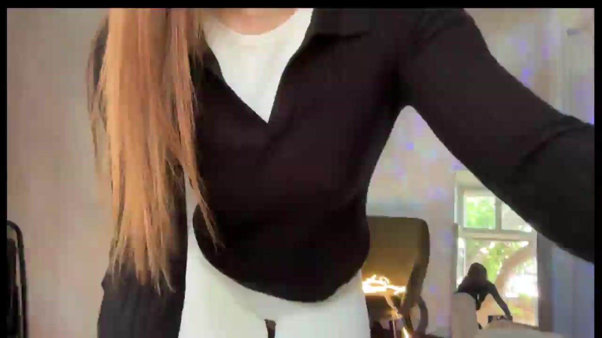 Gallery image thumbnail from LovelyBvnny's myfreecams stream on, 06/13/2026, 15:01 image 13 of 20