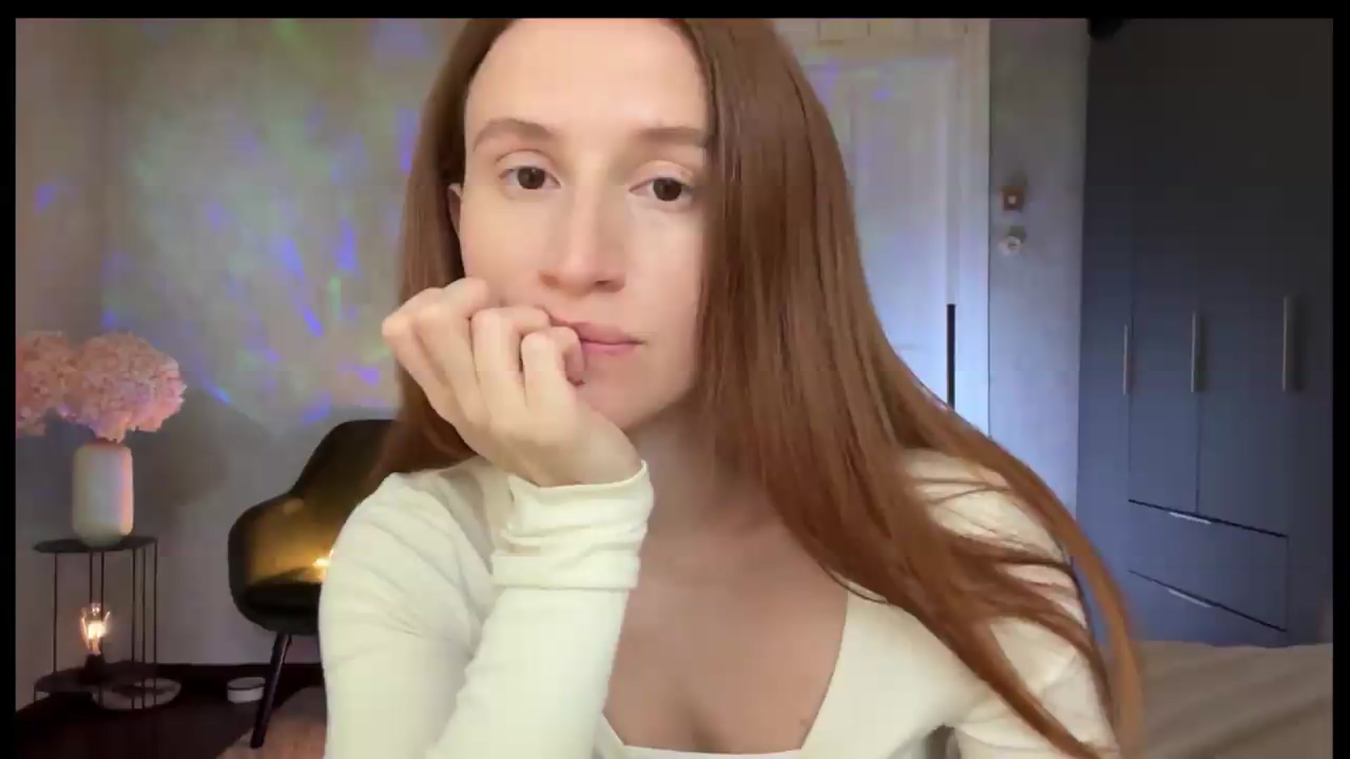 Gallery image thumbnail from LovelyBvnny's myfreecams stream on, 06/14/2026, 15:15 image 5 of 20