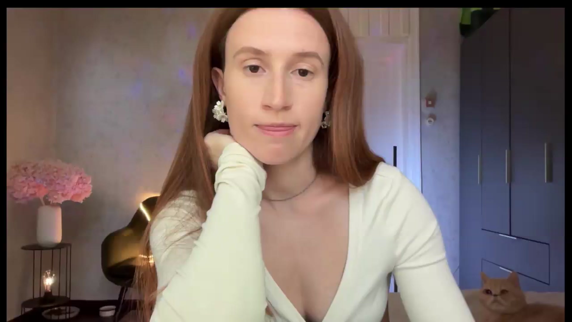 Gallery image thumbnail from LovelyBvnny's myfreecams stream on, 06/16/2026, 15:06 image 15 of 20