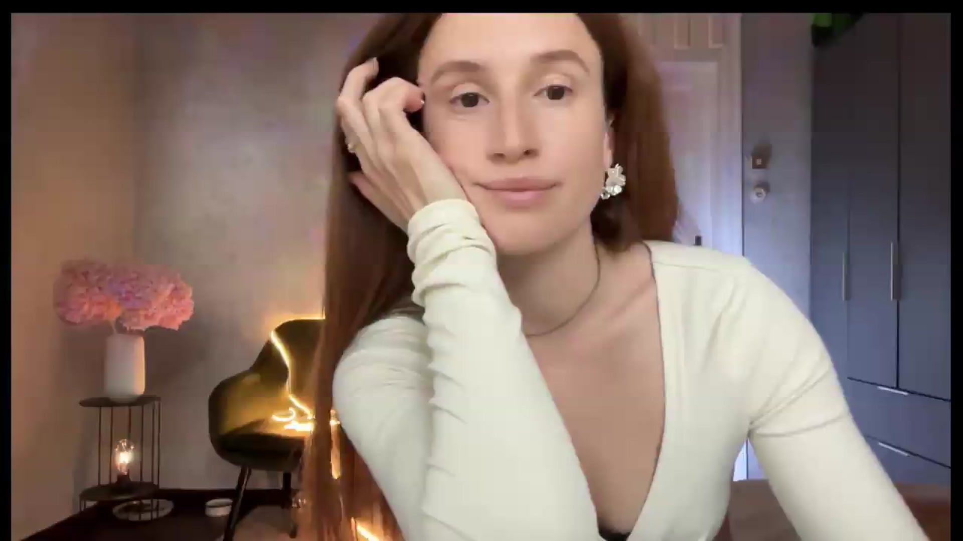 Gallery image thumbnail from LovelyBvnny's myfreecams stream on, 06/16/2026, 15:06 image 9 of 20