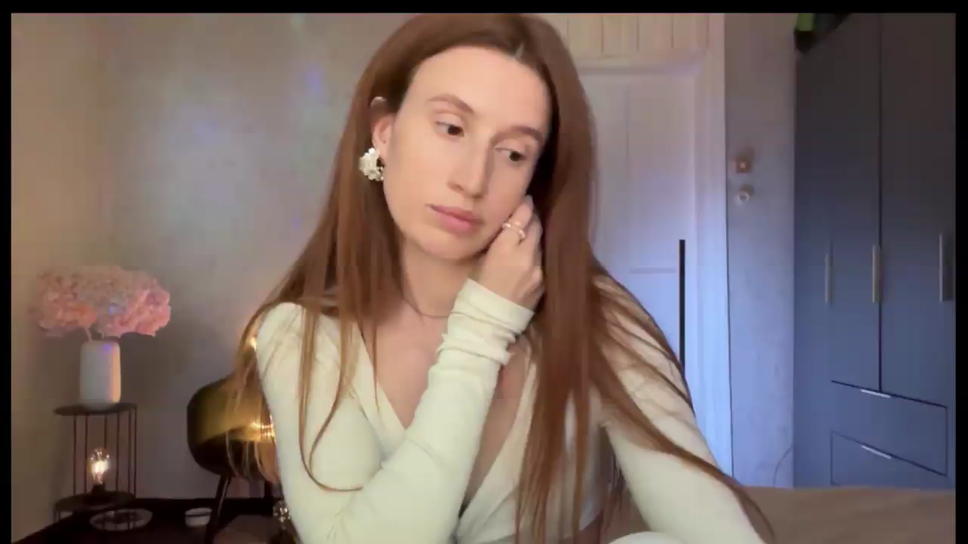 Gallery image thumbnail from LovelyBvnny's myfreecams stream on, 06/16/2026, 15:52 image 2 of 20