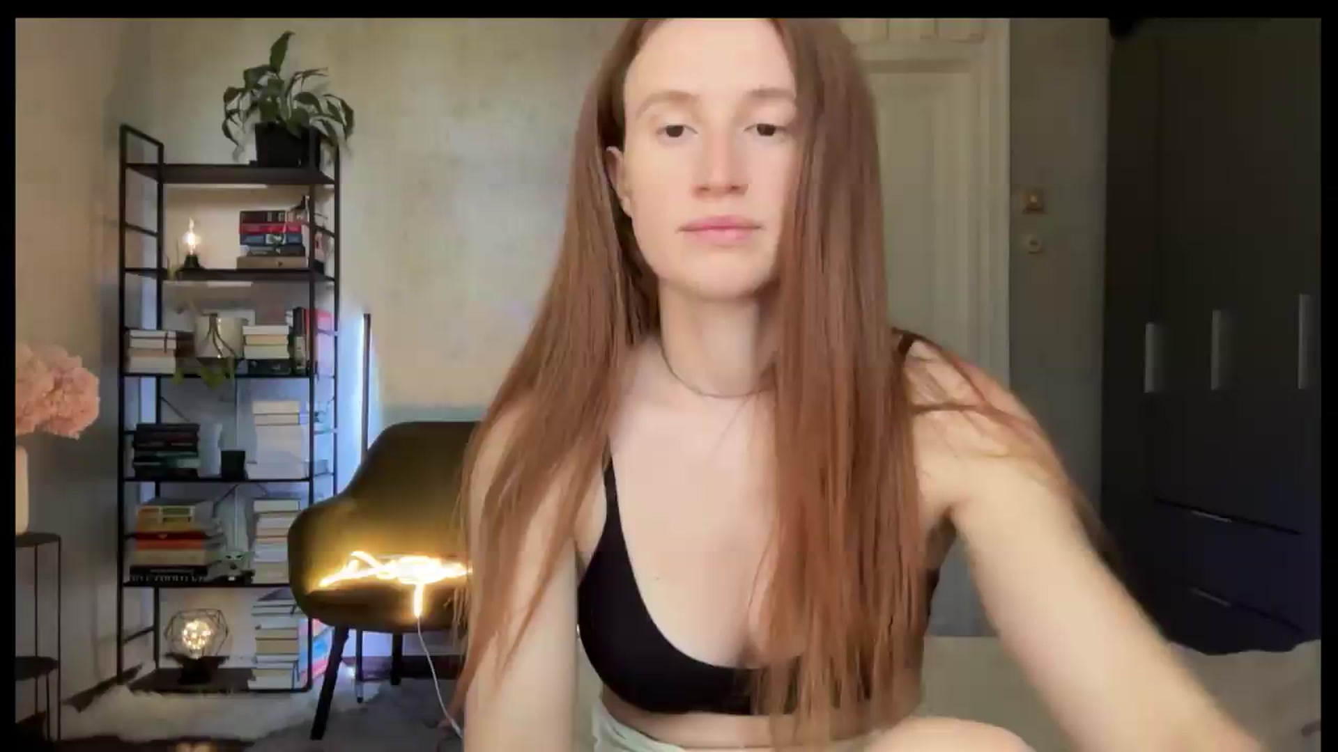 Gallery image thumbnail from LovelyBvnny's myfreecams stream on, 06/21/2026, 13:16 image 2 of 20
