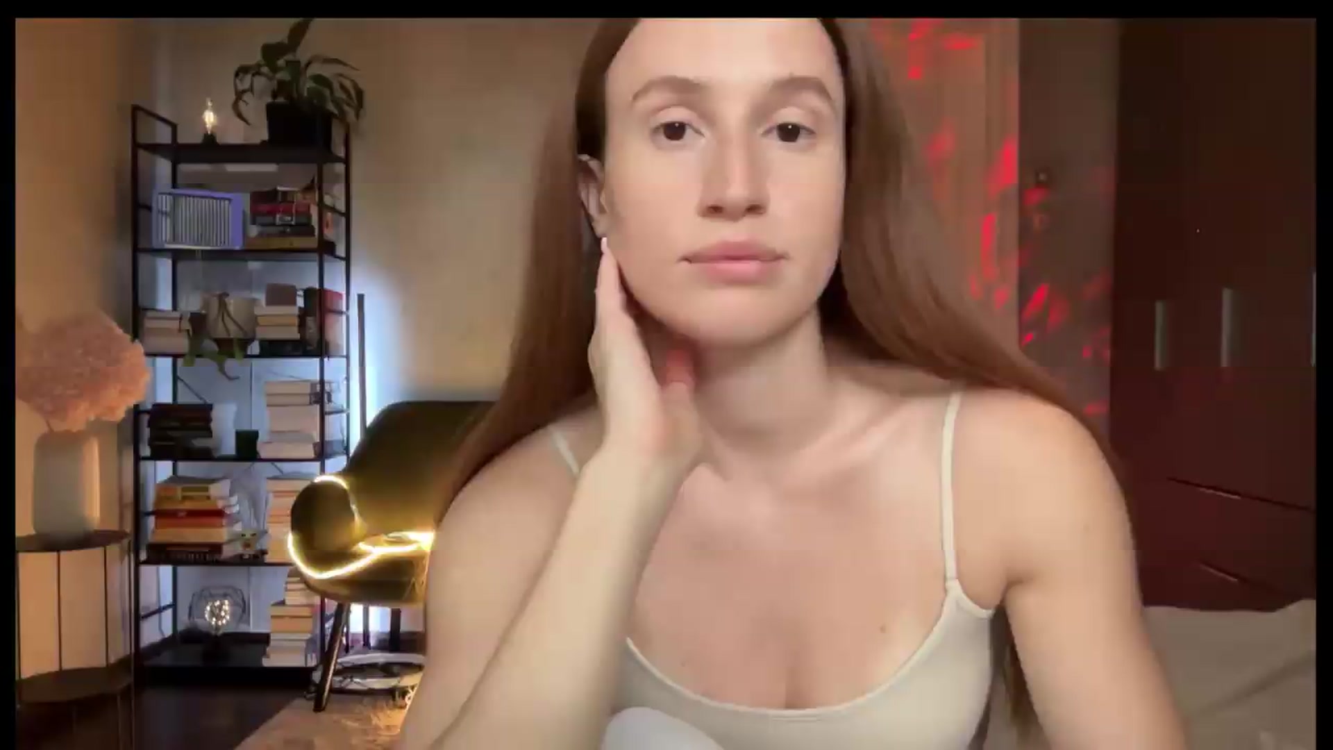 Gallery image thumbnail from LovelyBvnny's myfreecams stream on, 07/10/2026, 14:59 image 10 of 20