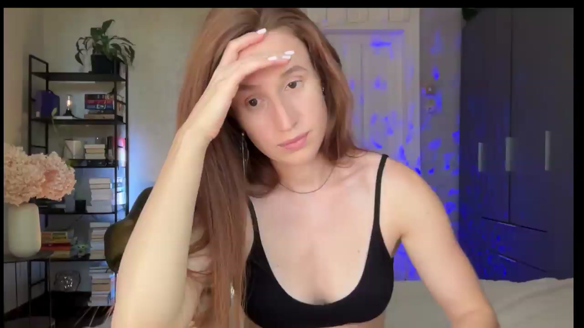 Gallery image thumbnail from LovelyBvnny's myfreecams stream on, 08/10/2026, 14:58 image 5 of 20