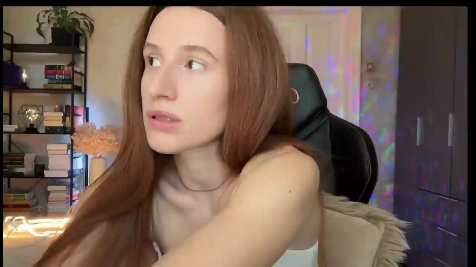Gallery image thumbnail from LovelyBvnny's myfreecams stream on, 08/20/2026, 13:57 image 20 of 20