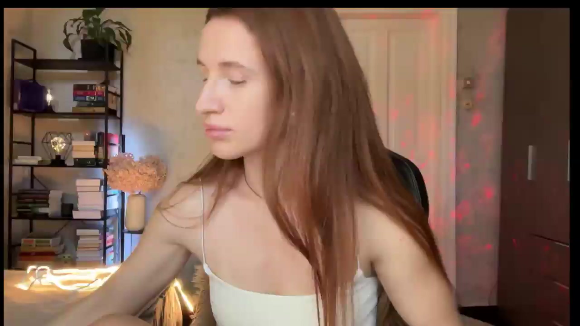 Gallery image thumbnail from LovelyBvnny's myfreecams stream on, 08/20/2026, 13:57 image 2 of 20
